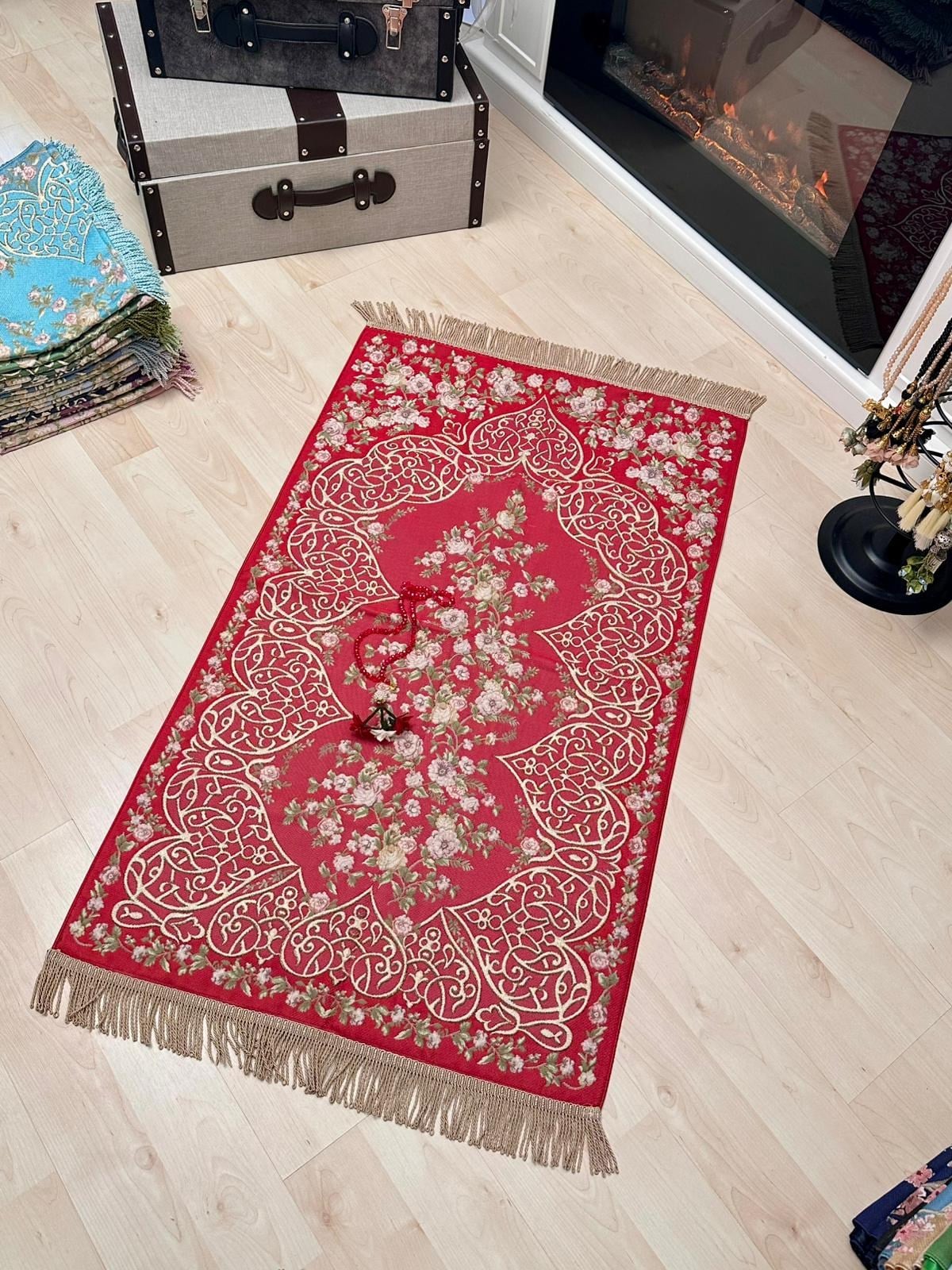 Miran Model Kırmızı Goblen Seccade