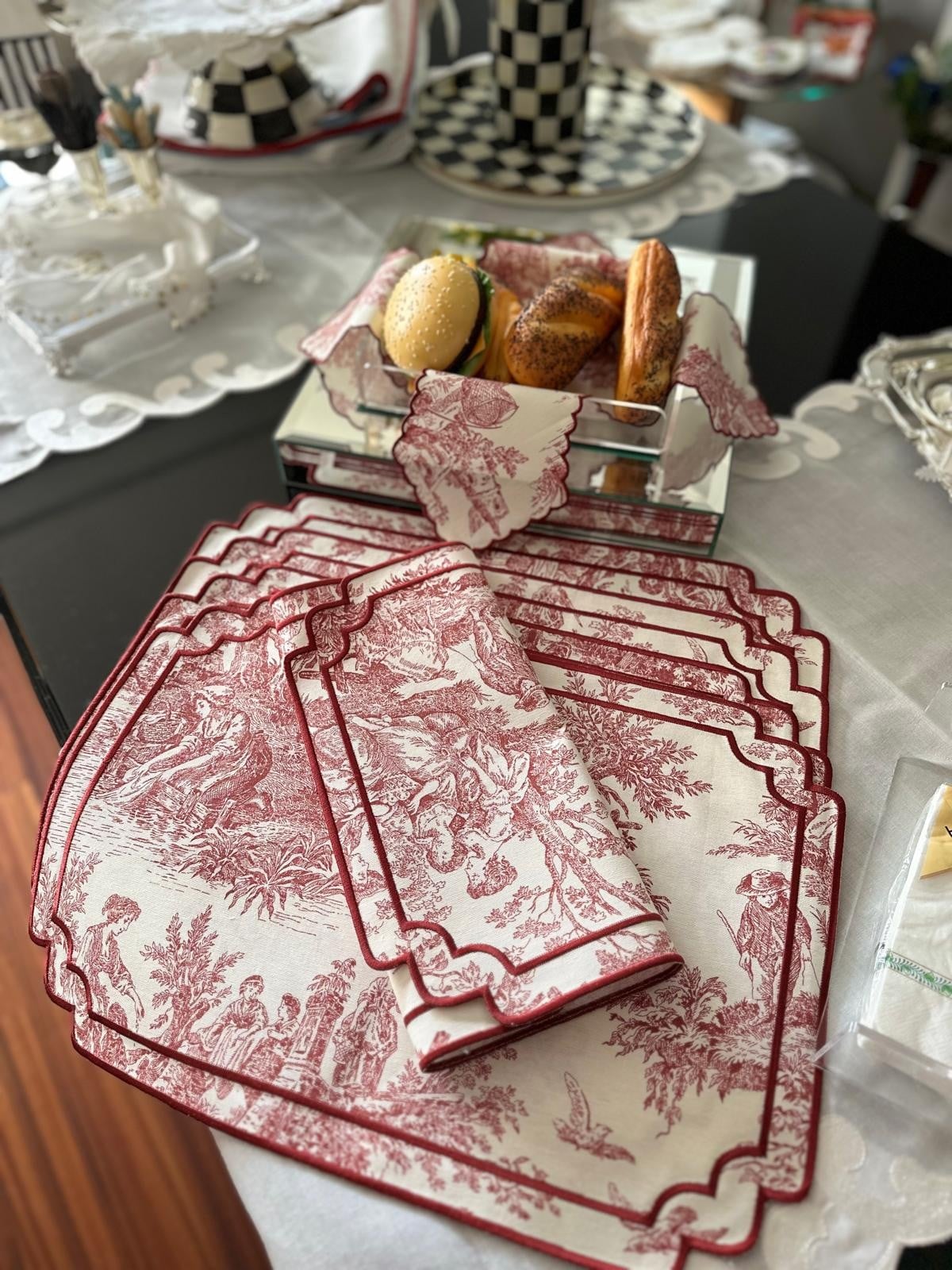 Spode Desenli Amerikan Servis