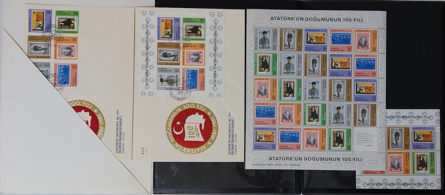Atatürkün Doğumunun 100. Yılı Portföy 1981 - Nadir Pul Koleksiyonu