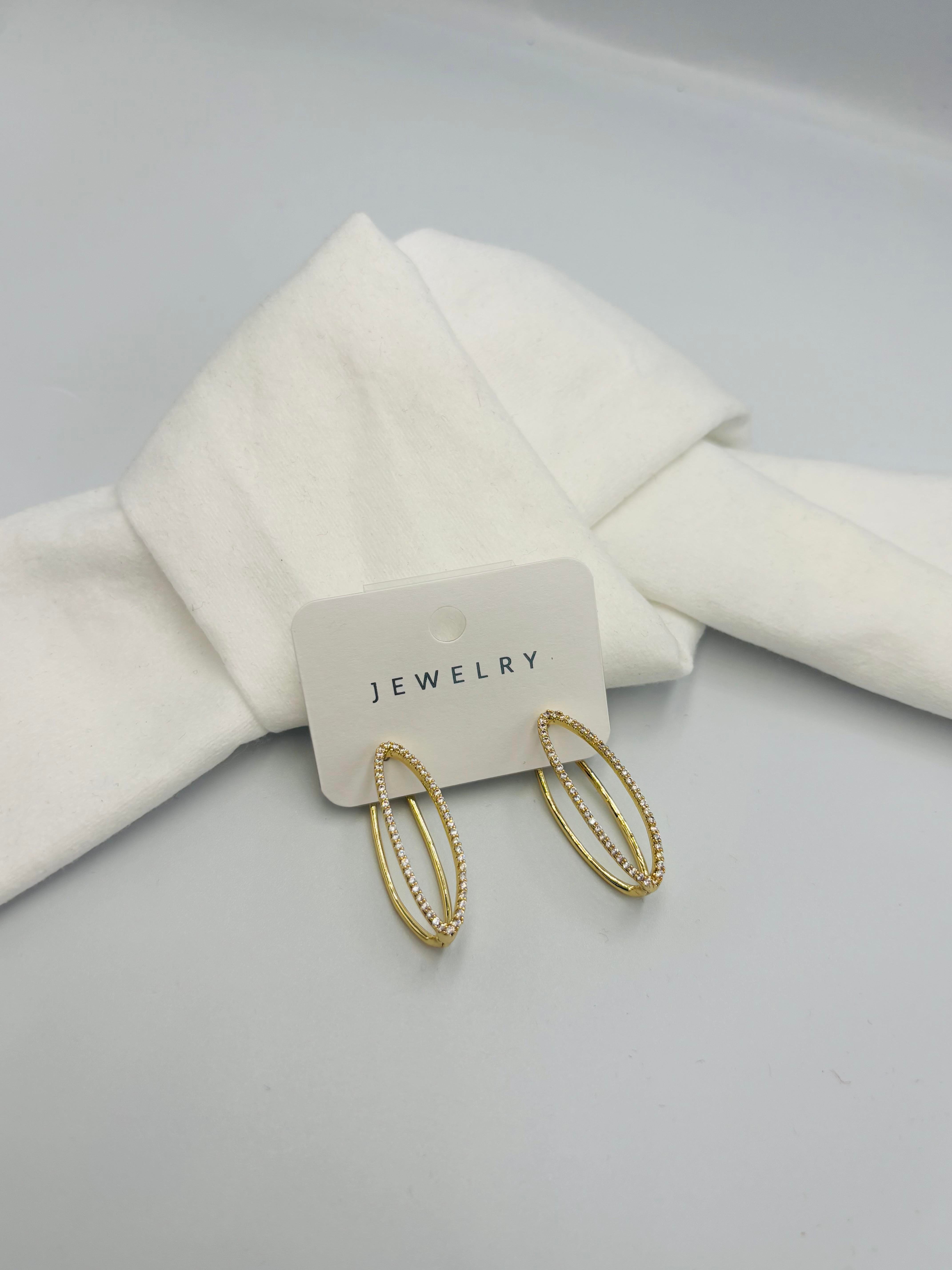  Gold Taşlı Elips Küpe