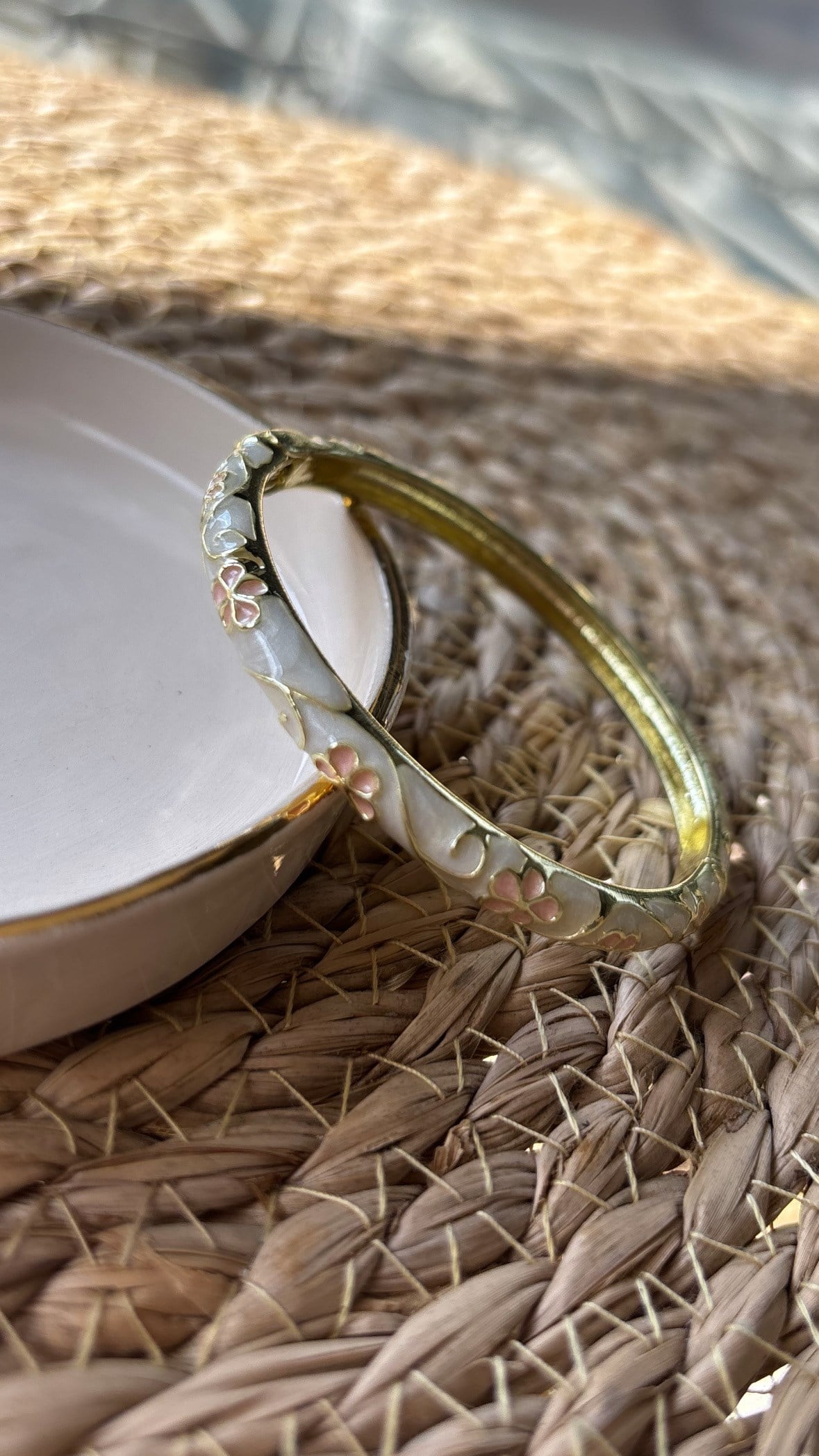 Beyaz Mineli Bileklik