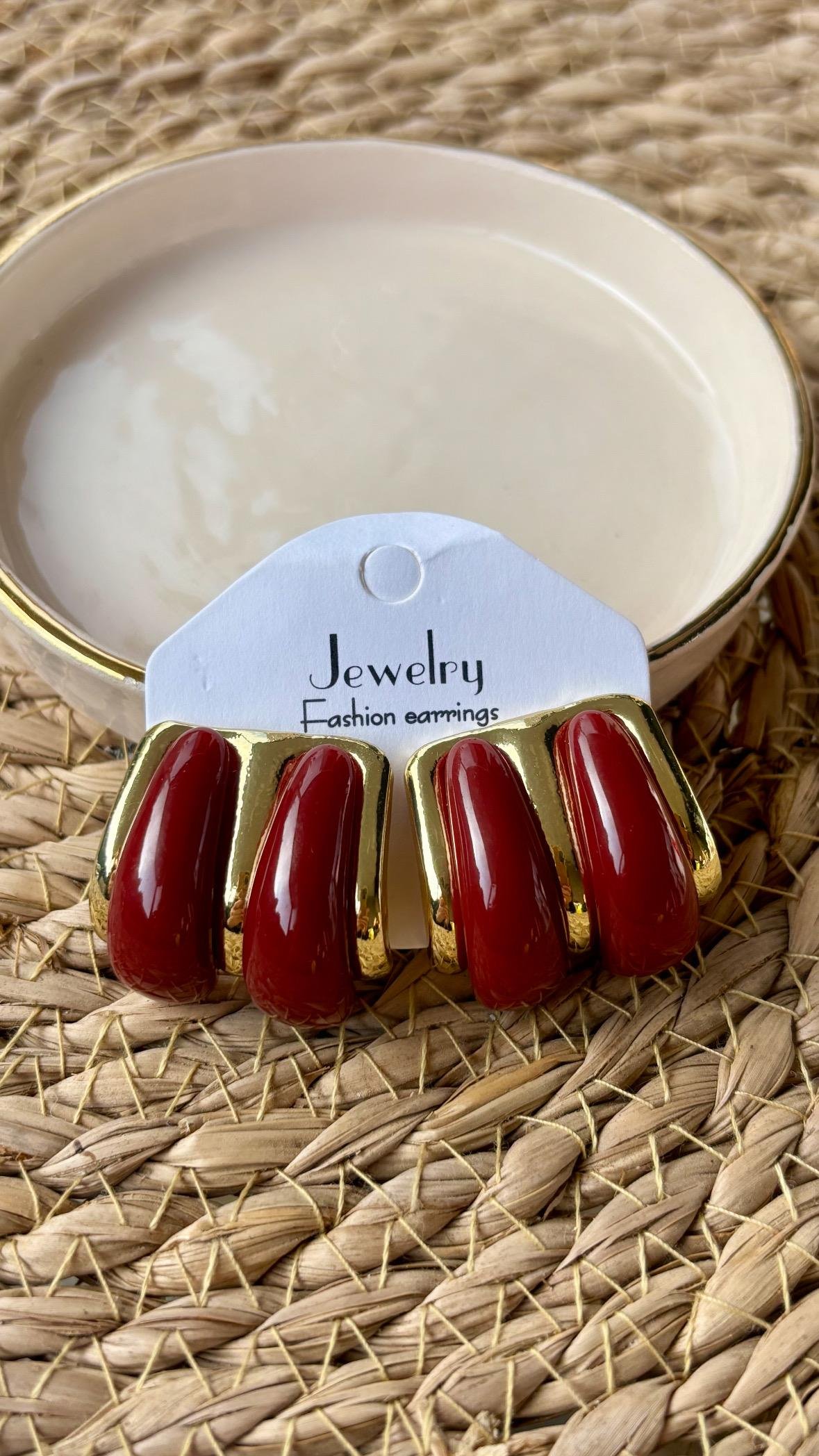 Bordo Gold Detaylı İkili Görünümlü Küpe