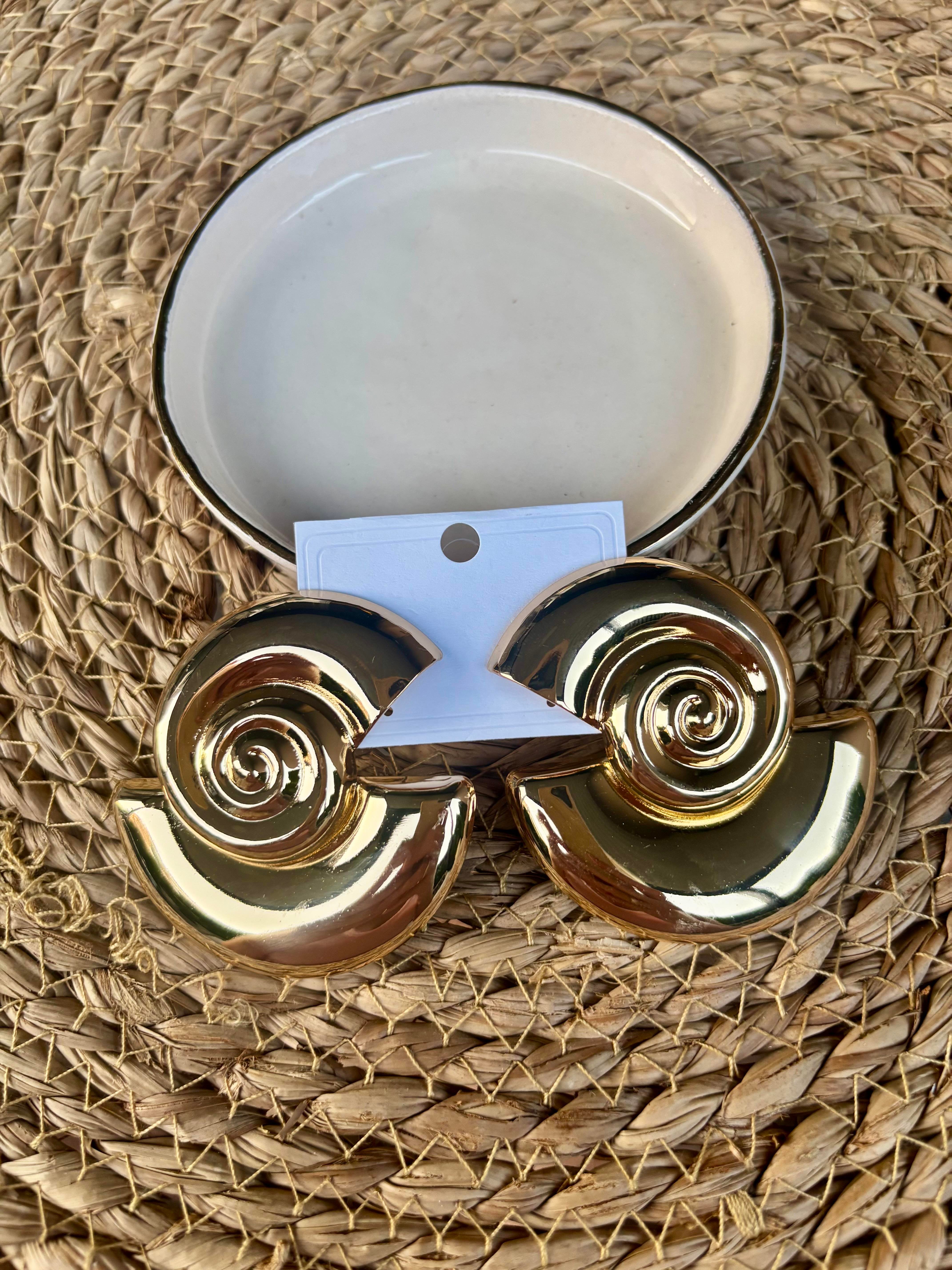 Gold Salyangoz Plaka Küpe