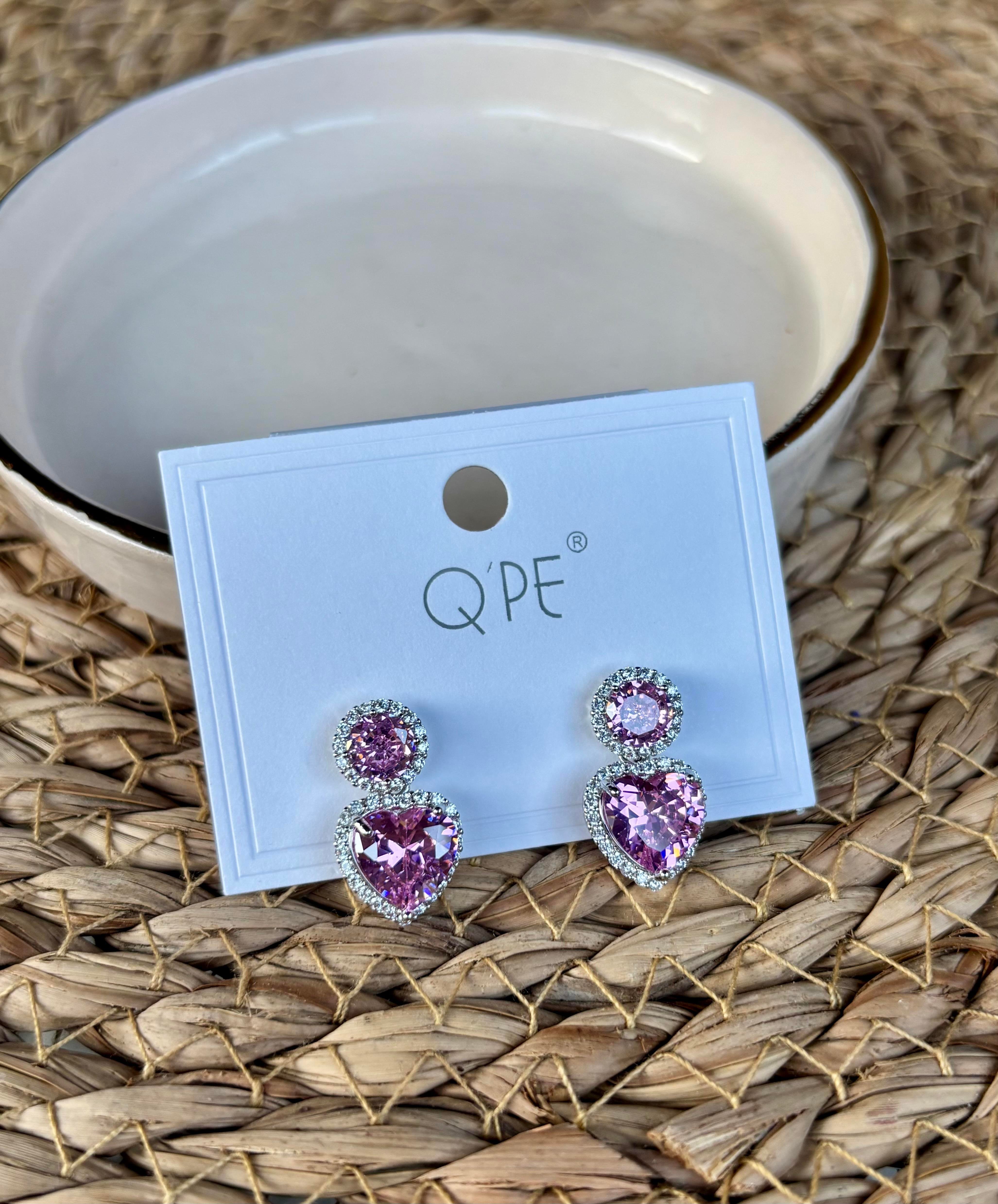 Gümüş Renk Pembe Taşlı Kalp Model Küpe