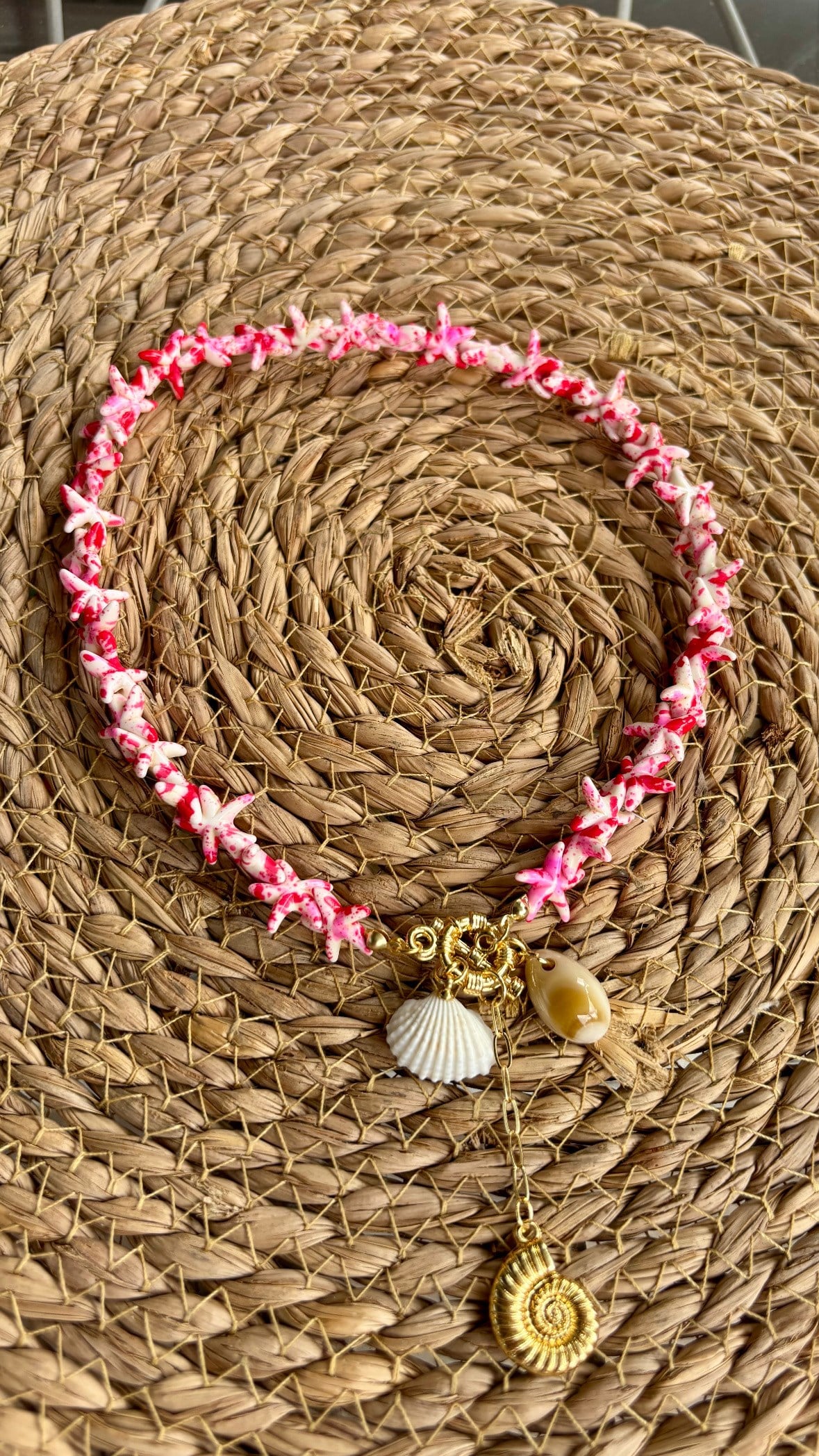 Pembe Deniz Yıldıızlı Boncuk Kolye