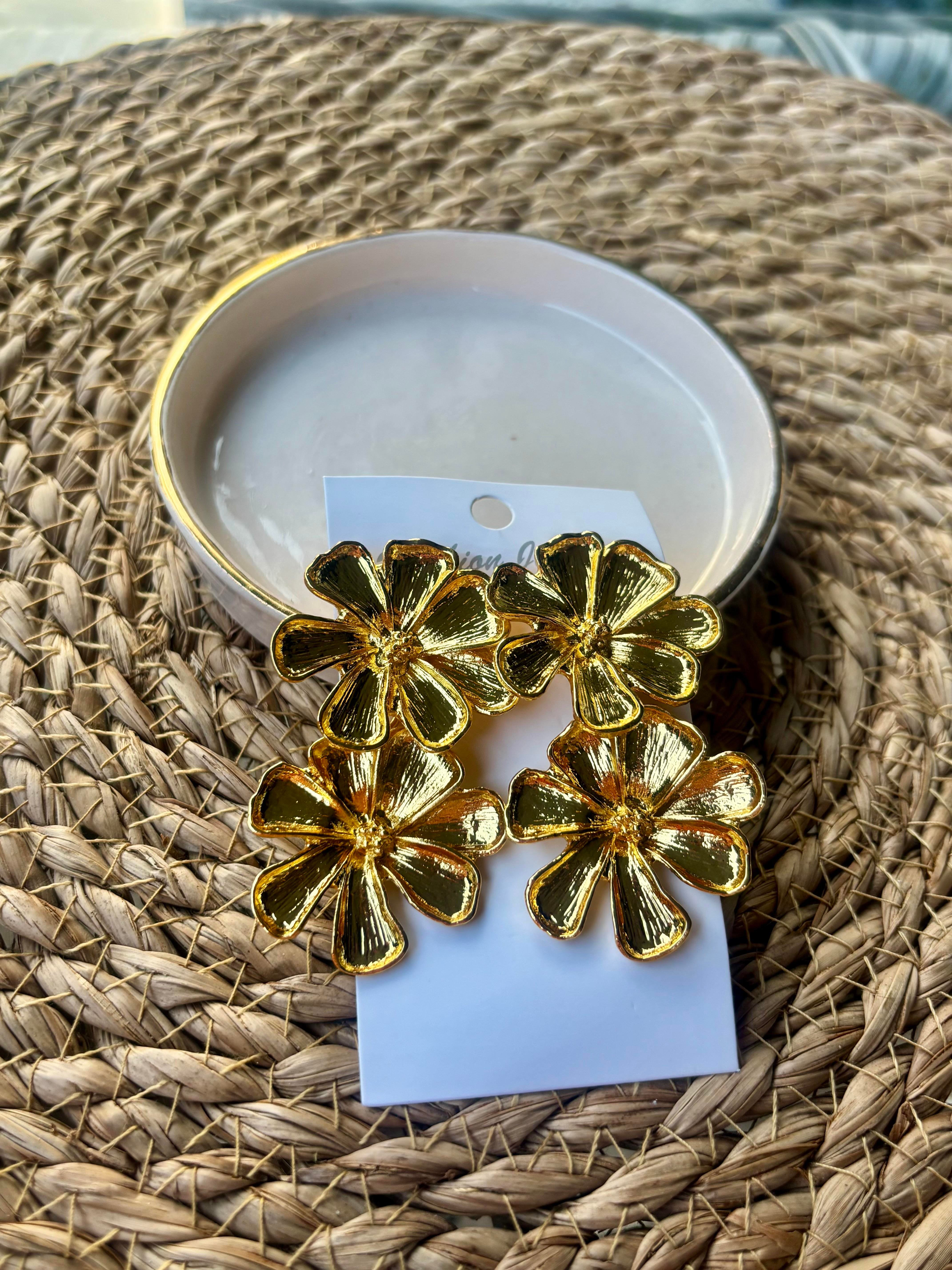 Premium Gold İkili Çiçek Küpe