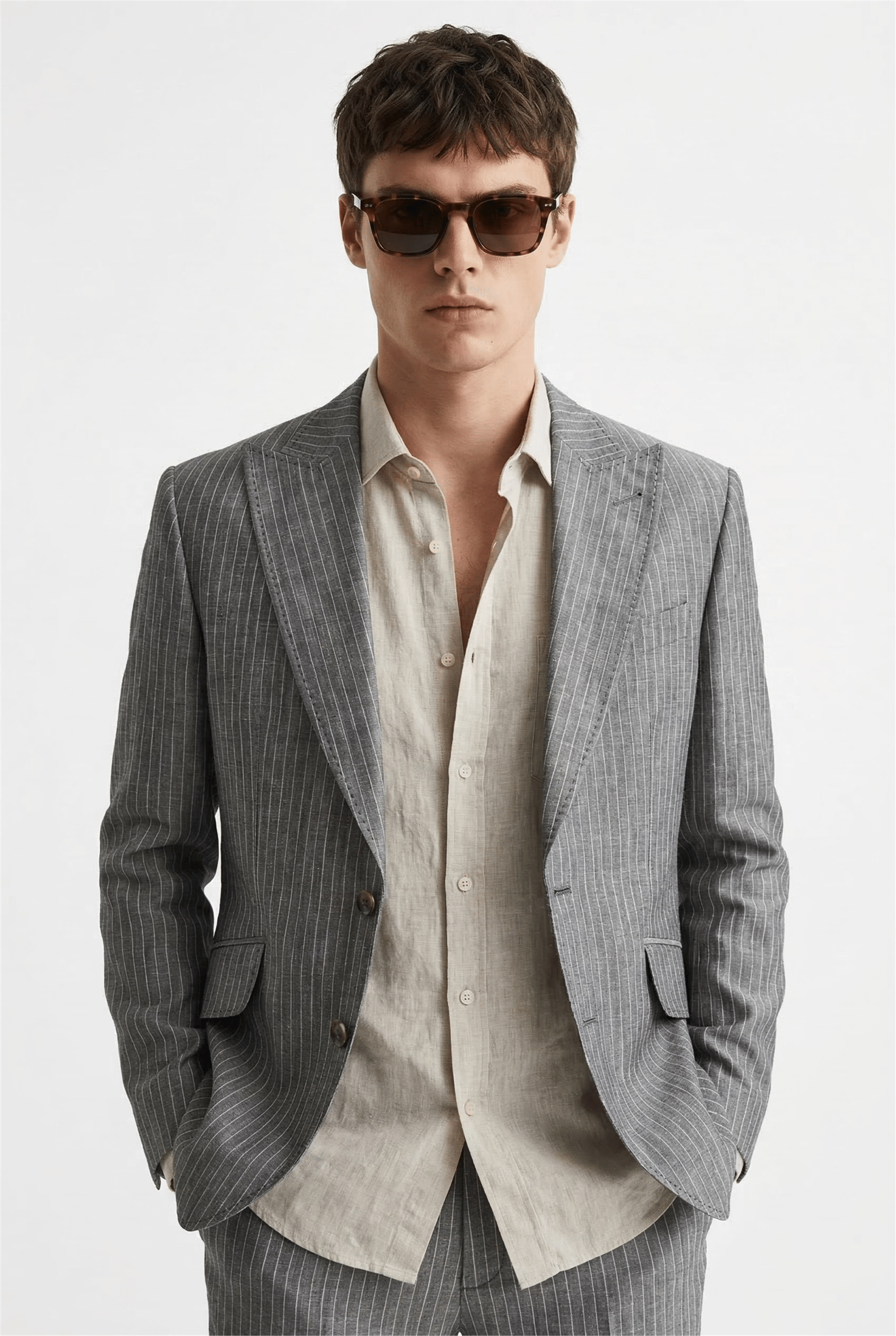 Karakaşlı Gri Çizgili Blazer