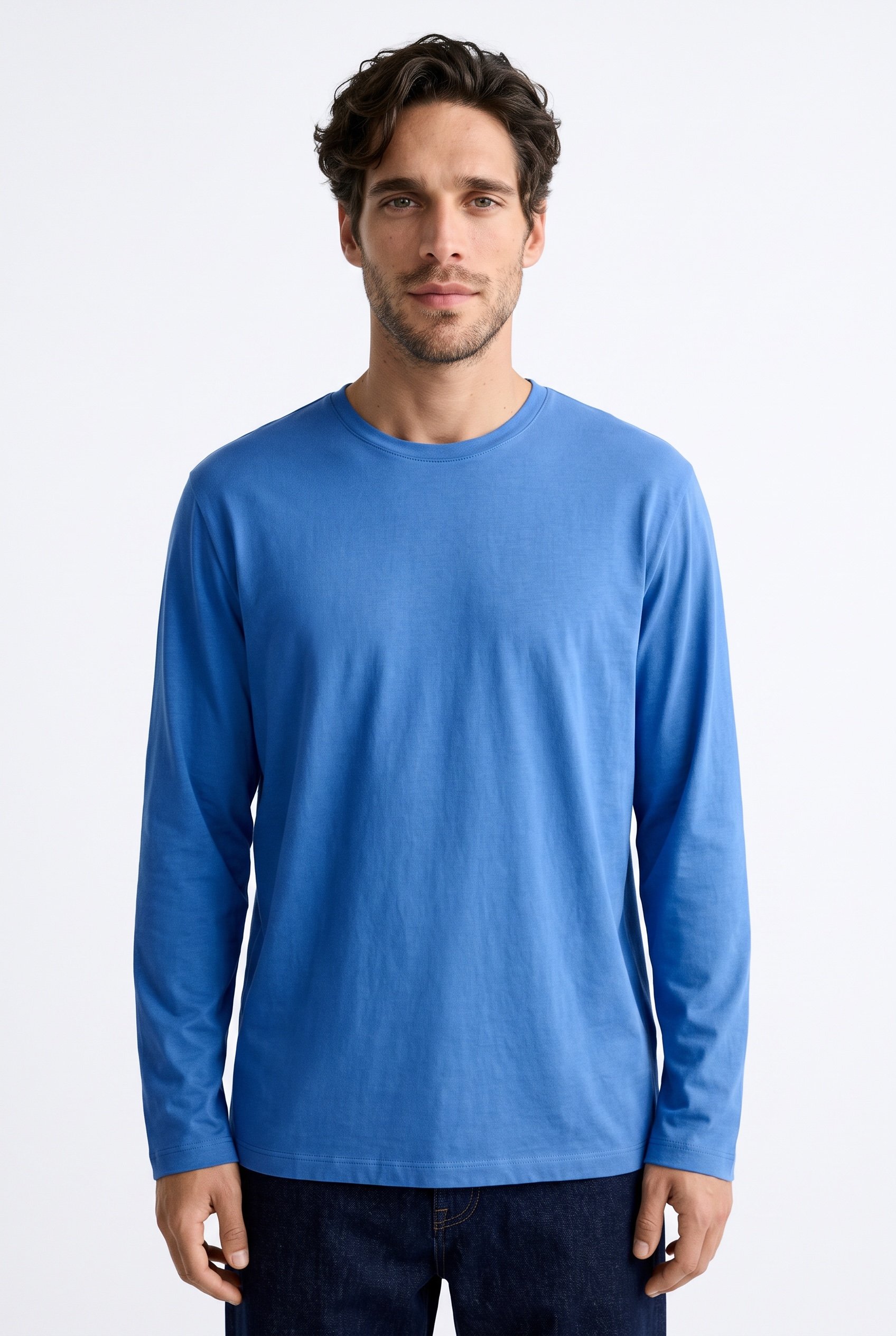 Noir Essential Long Sleeve Tee