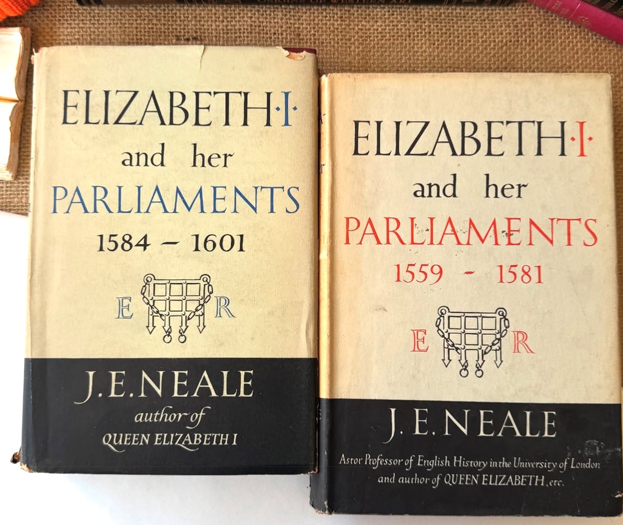 İlk Baskı Elizabeth I and her Parliaments 1559-1581, 1584-1601: İki Cilt Takım