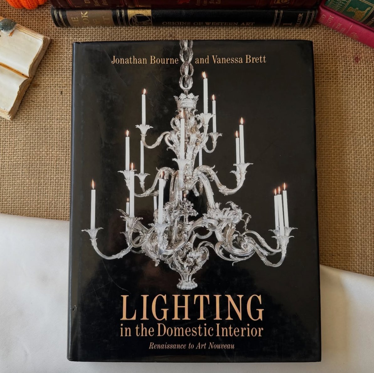 Lighting in the Domestic Interior: Renaissance to Art Nouveau