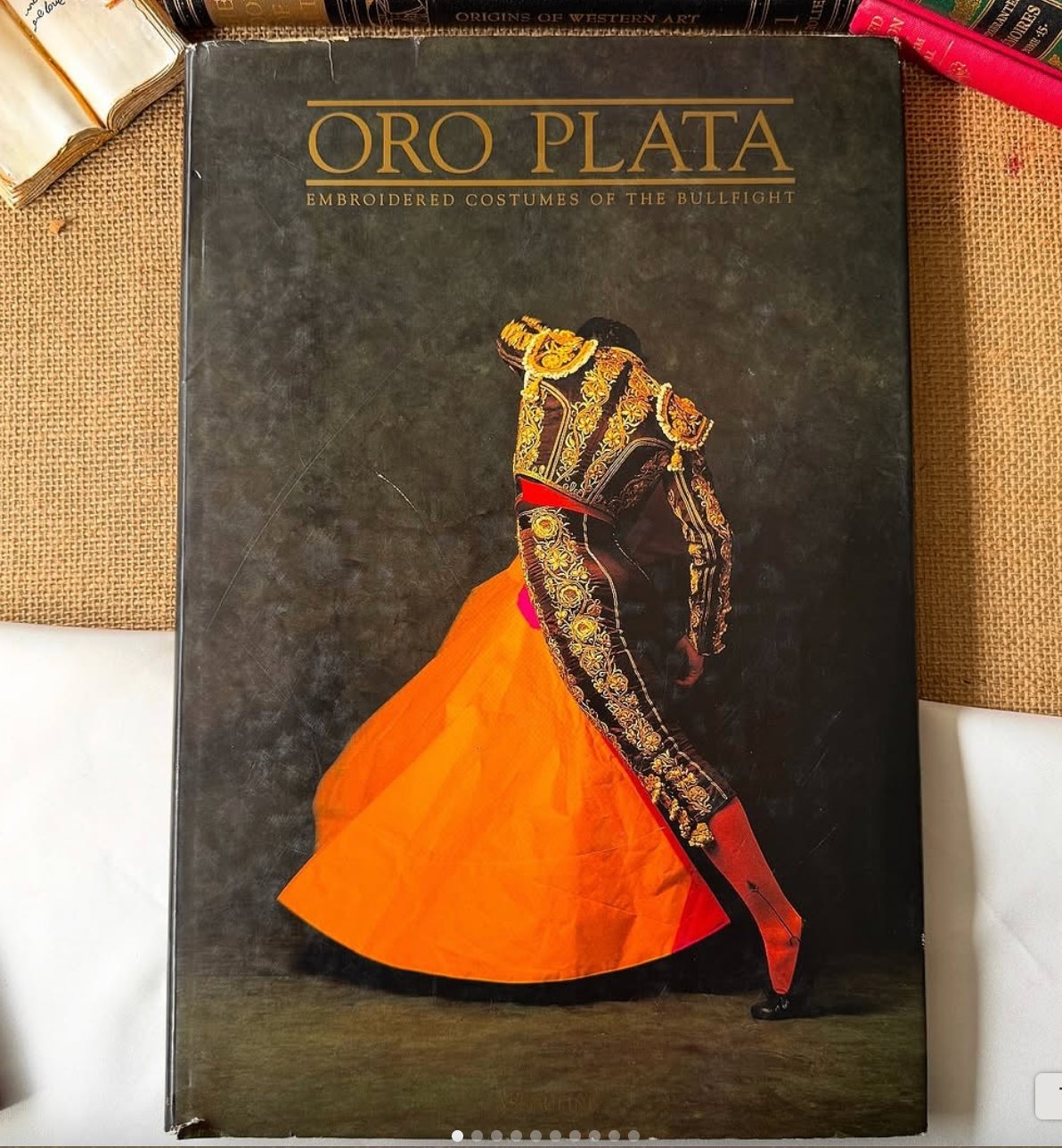 Oro Plata , Embroidered Costumes Of The Bullfight