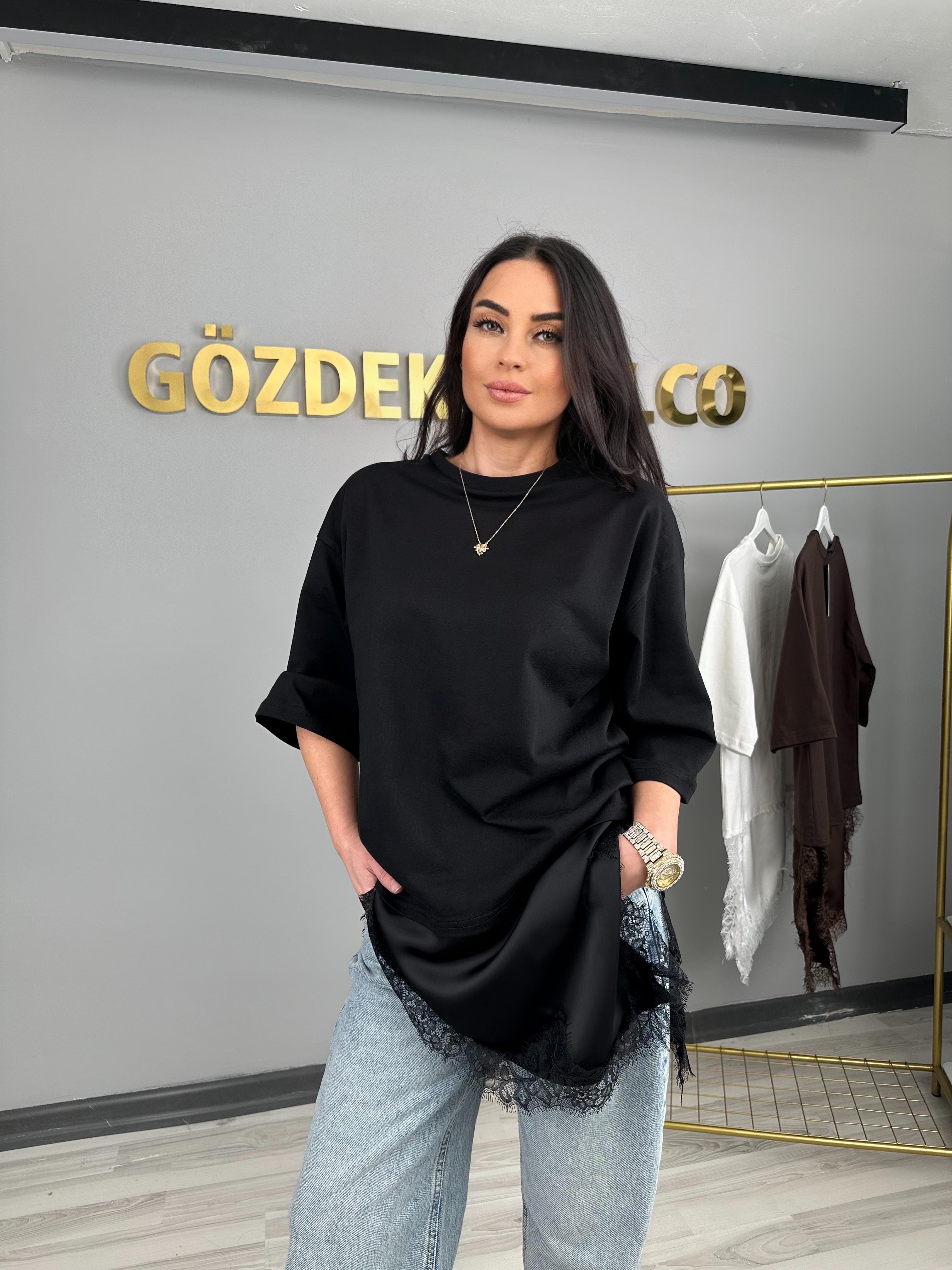 SİYAH DANTEL DETAY BLUZ