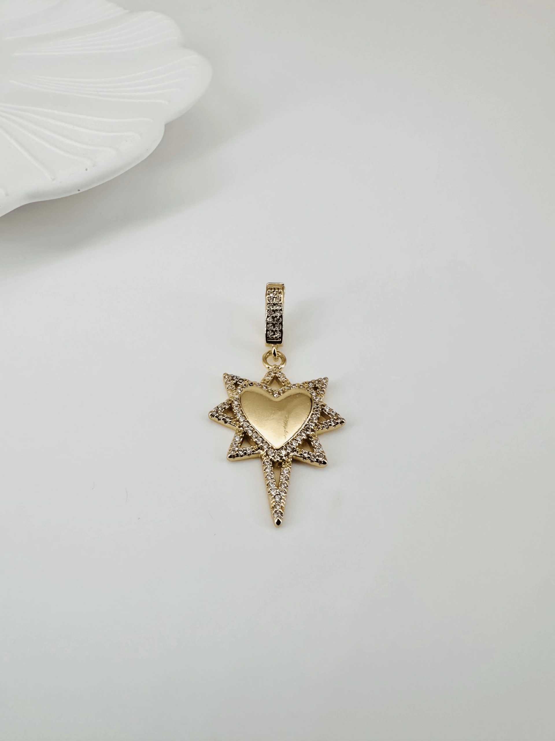 Ajda Charm