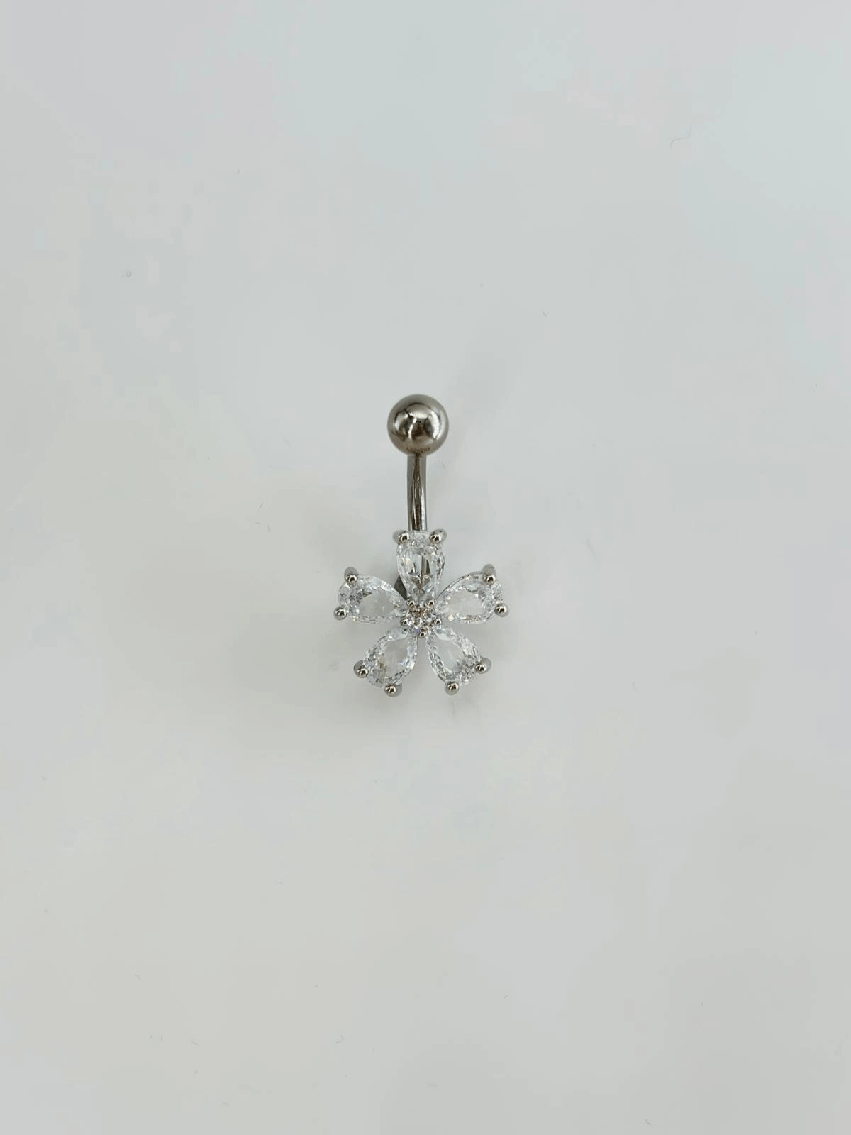 Çiçek Detaylı Göbek Piercing