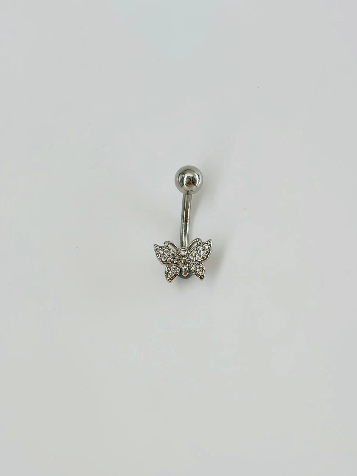 Kelebek Detaylı Göbek Piercing