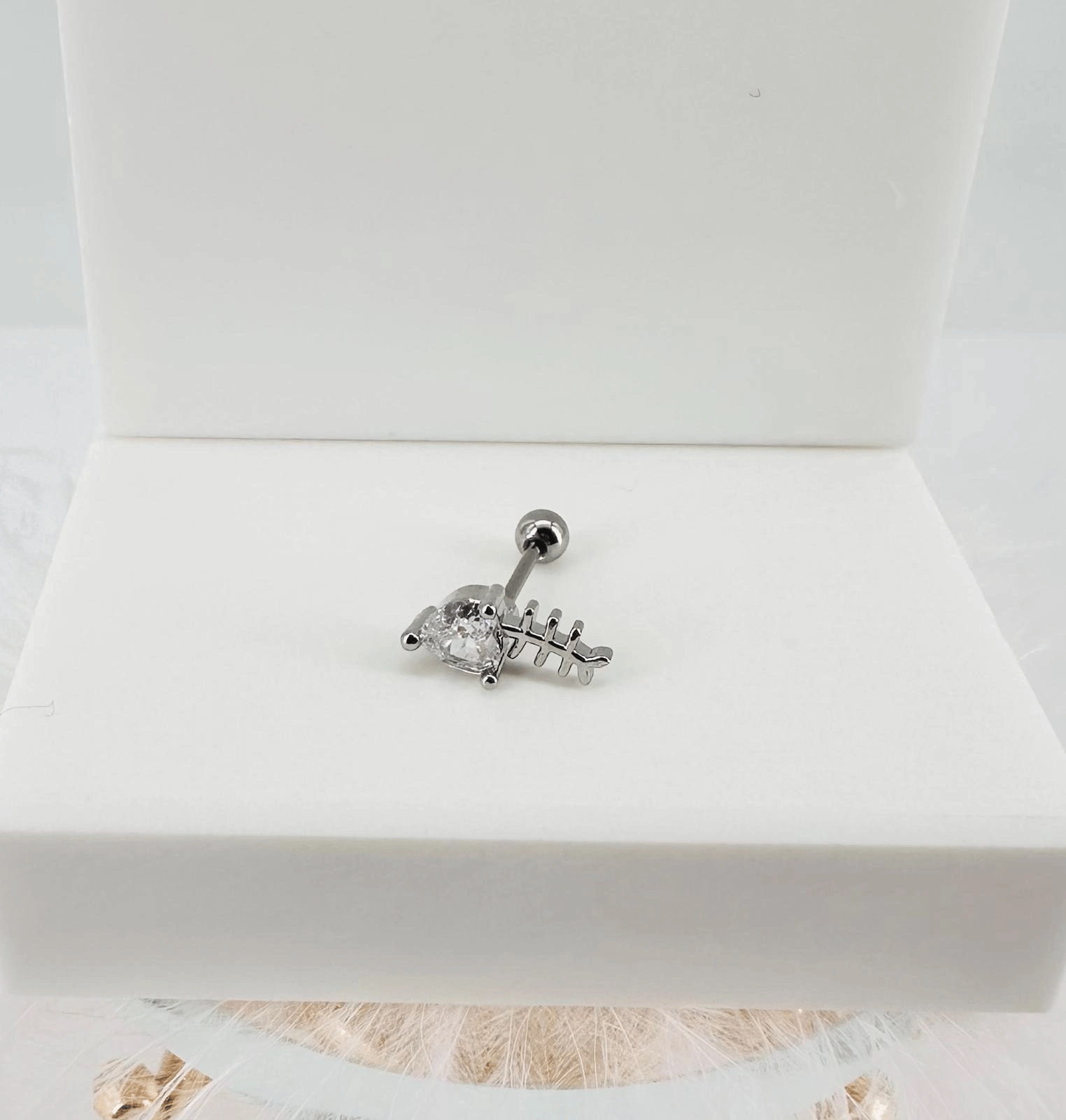 Tragus Kıkırdak Küpesi