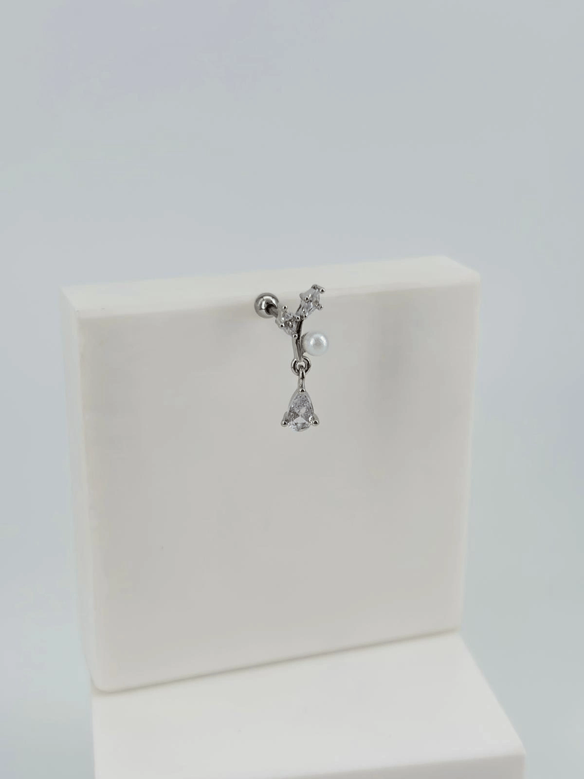 Tragus Kıkırdak Küpesi