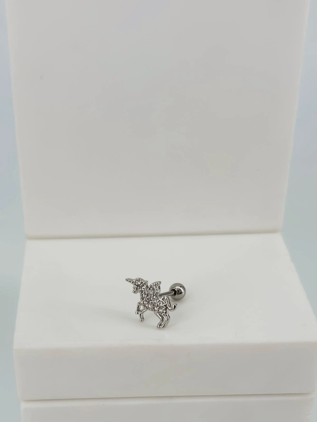 Tragus Kıkırdak Küpesi