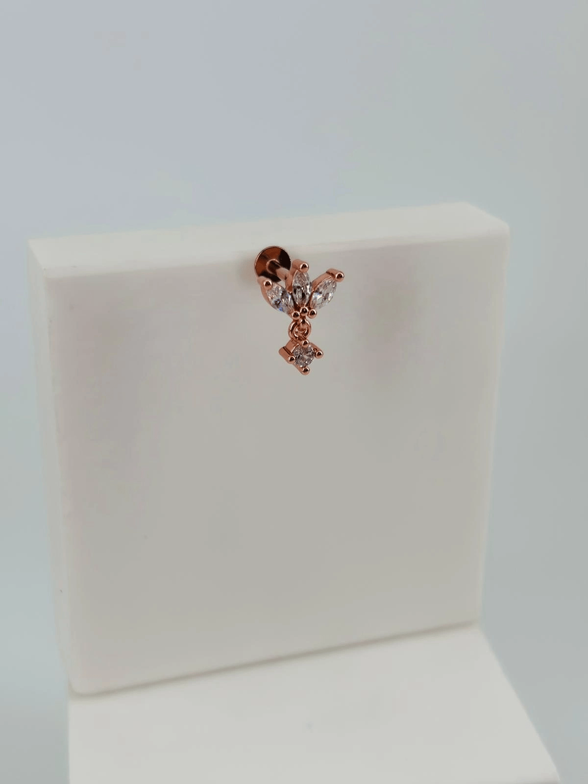 Tragus Kıkırdak Küpesi