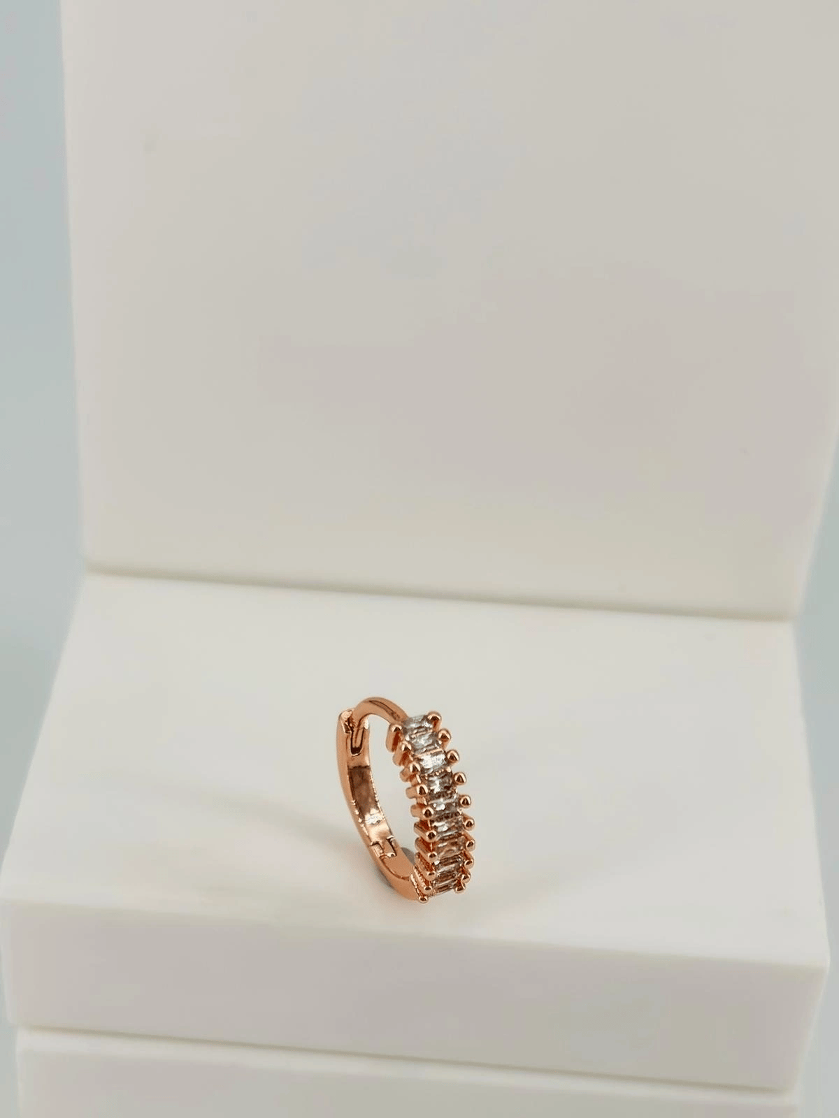 Tragus Kıkırdak Küpesi