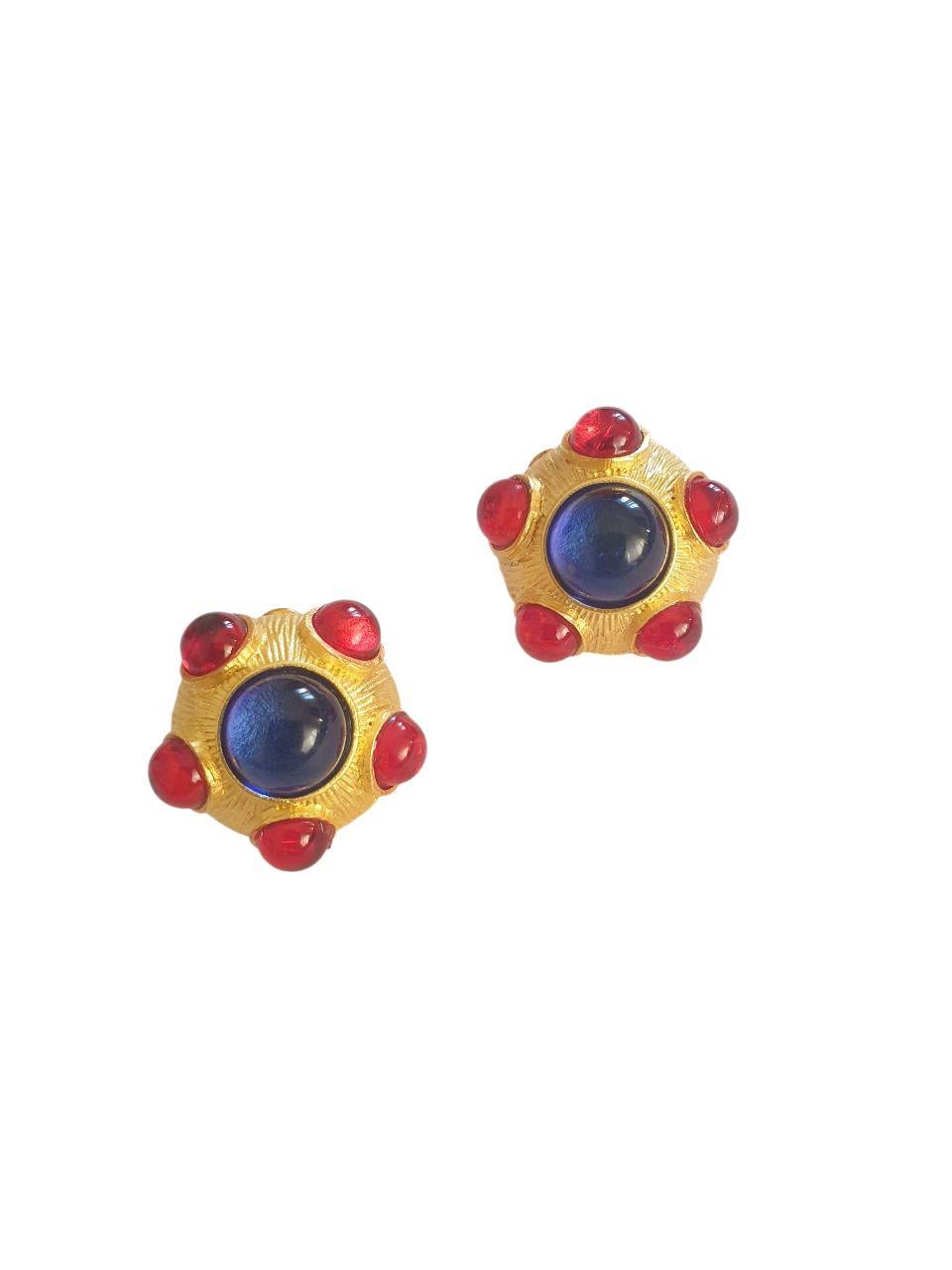Cabochon Taşlı Küpe