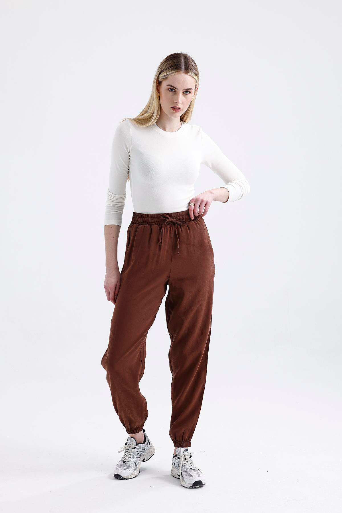 Dark Brown Modal Büzgü Paça