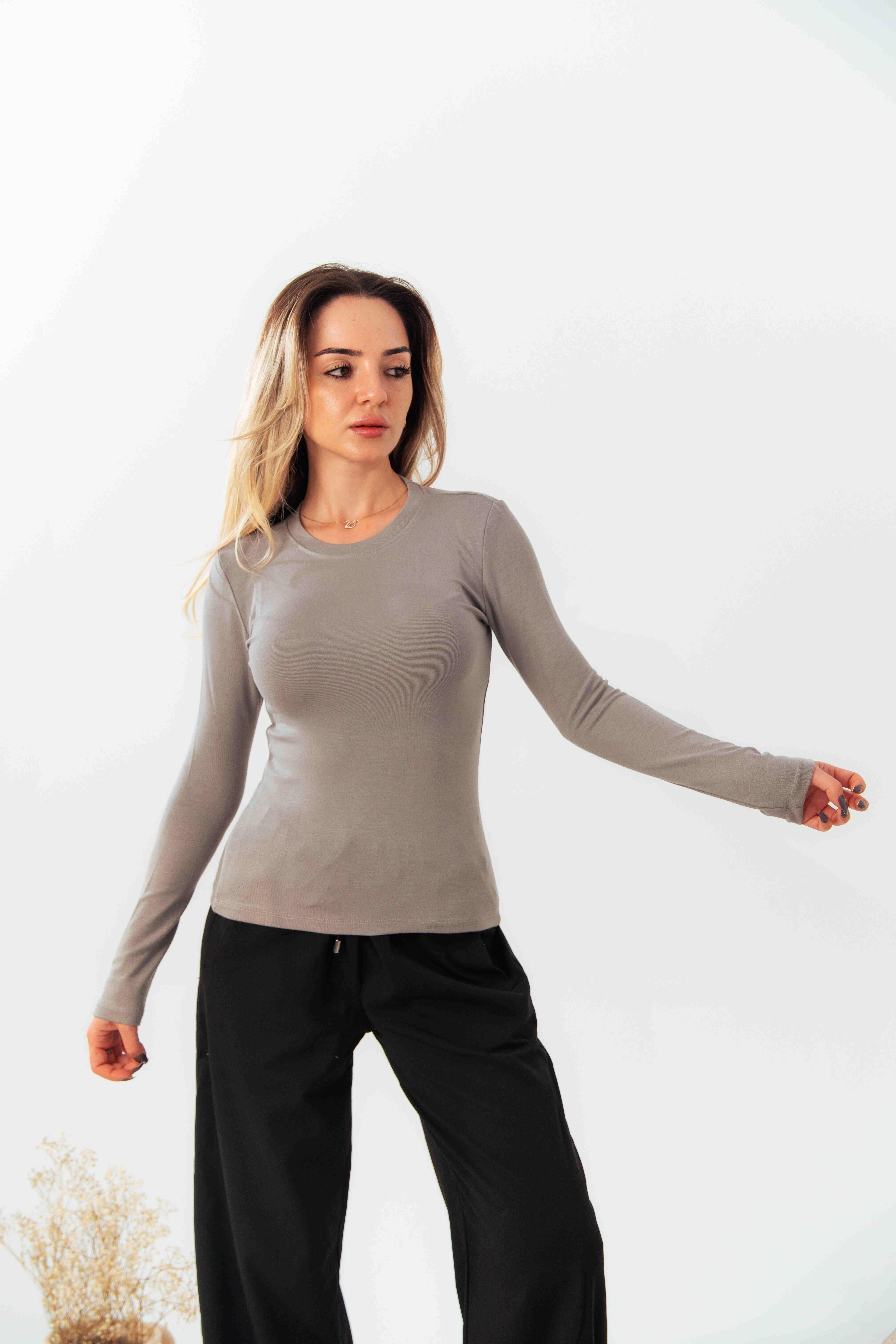 Gri Likralı Bisiklet Yaka Uzun Kollu Body