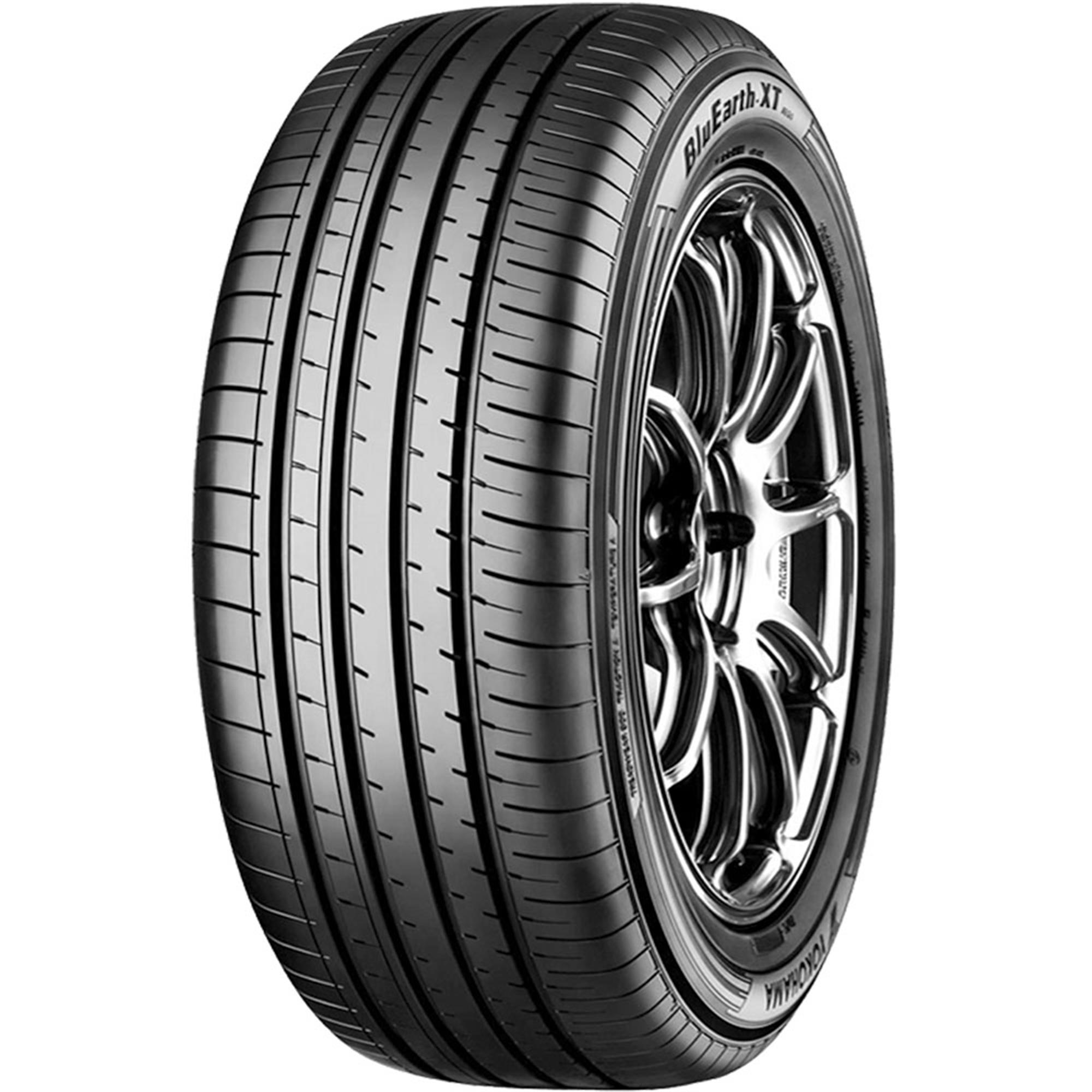 215/55R18 95V BluEarth-XT AE-61 Yokohama