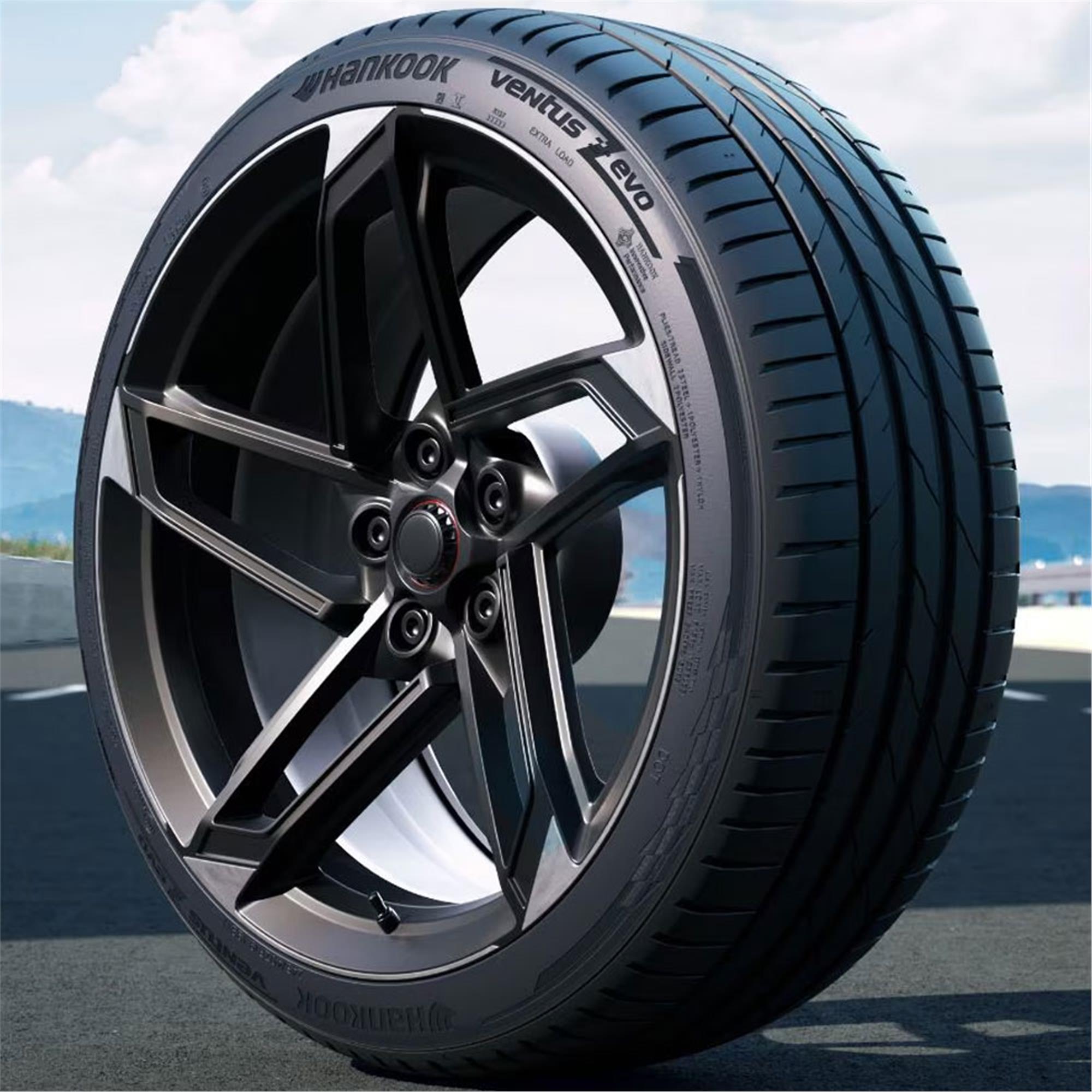 235/40R19 96Y XL ZR Ventus Evo K137 Hankook 2025