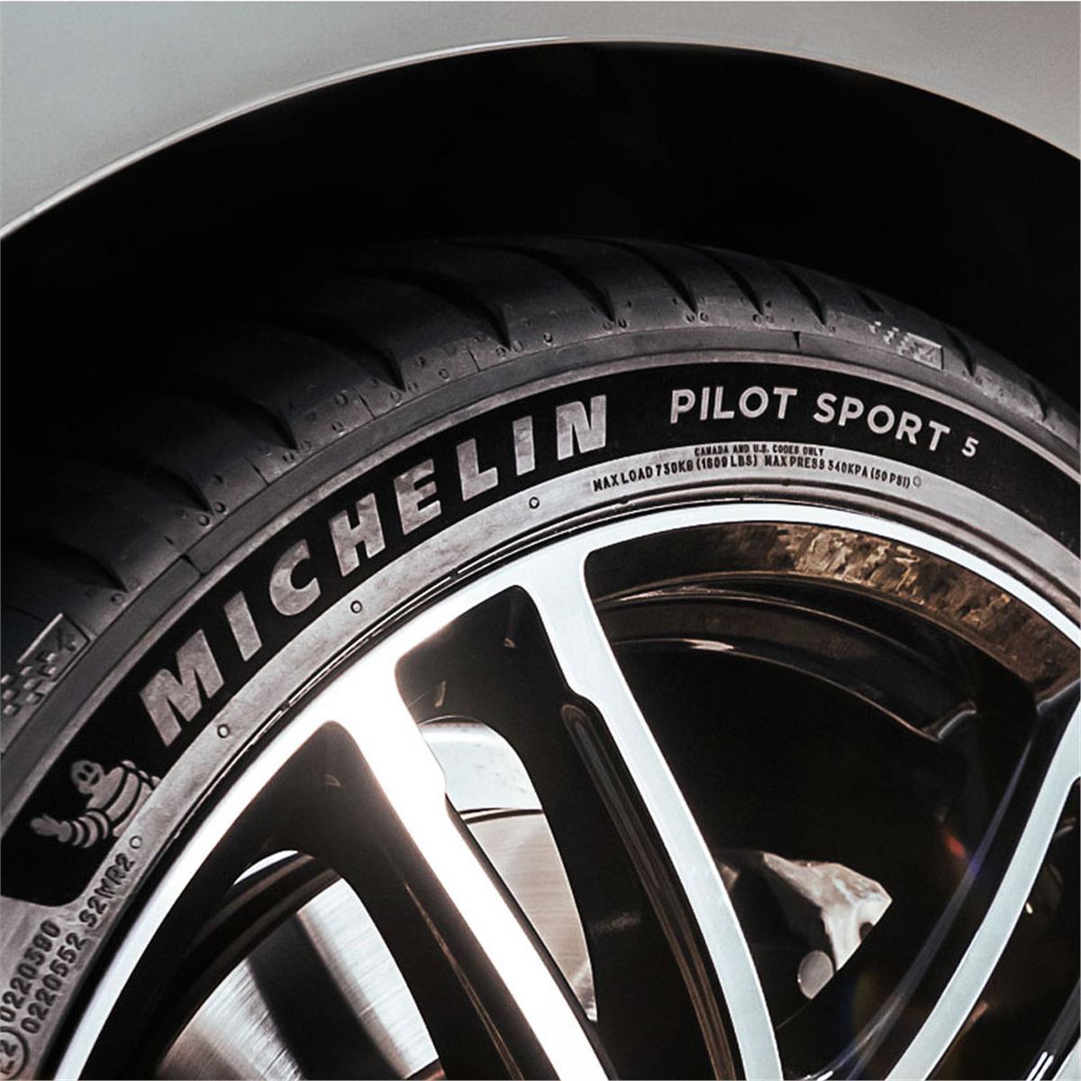 235/40R19 96Y XL Pilot Sport 5 Michelin 2024