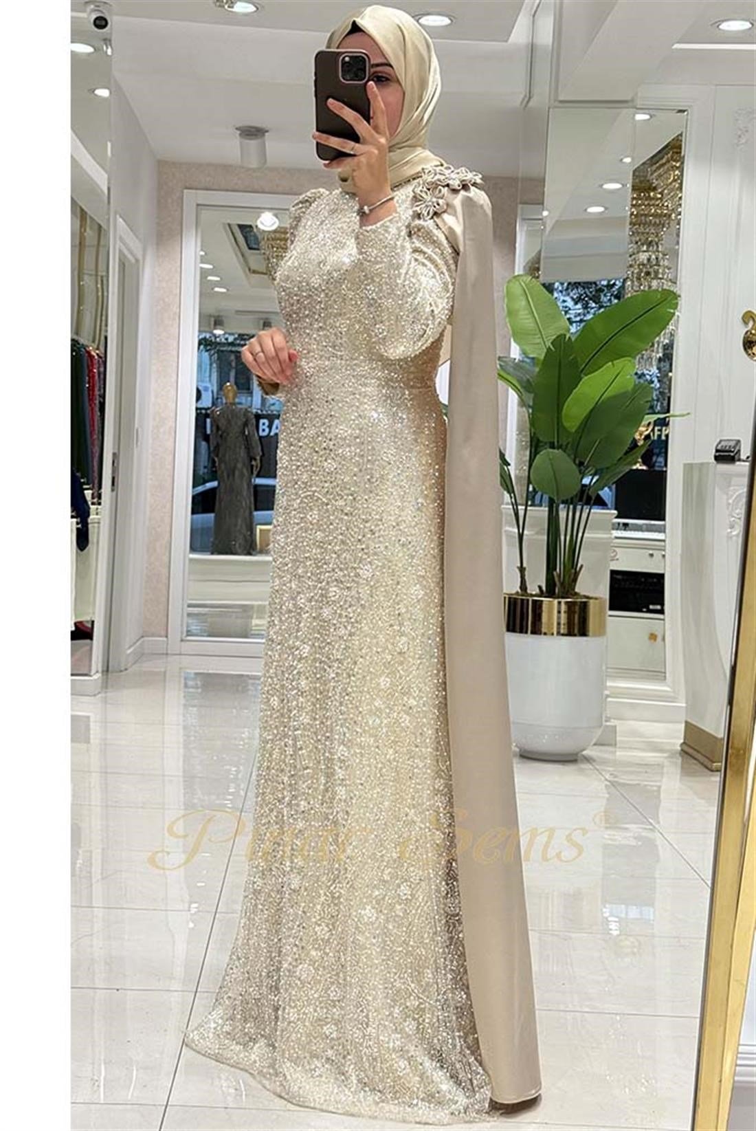 Pınar Şems Berrin Abiye Krem