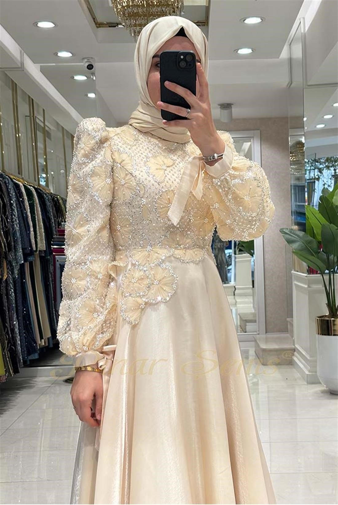 Pınar Şems Beylem Abiye Krem