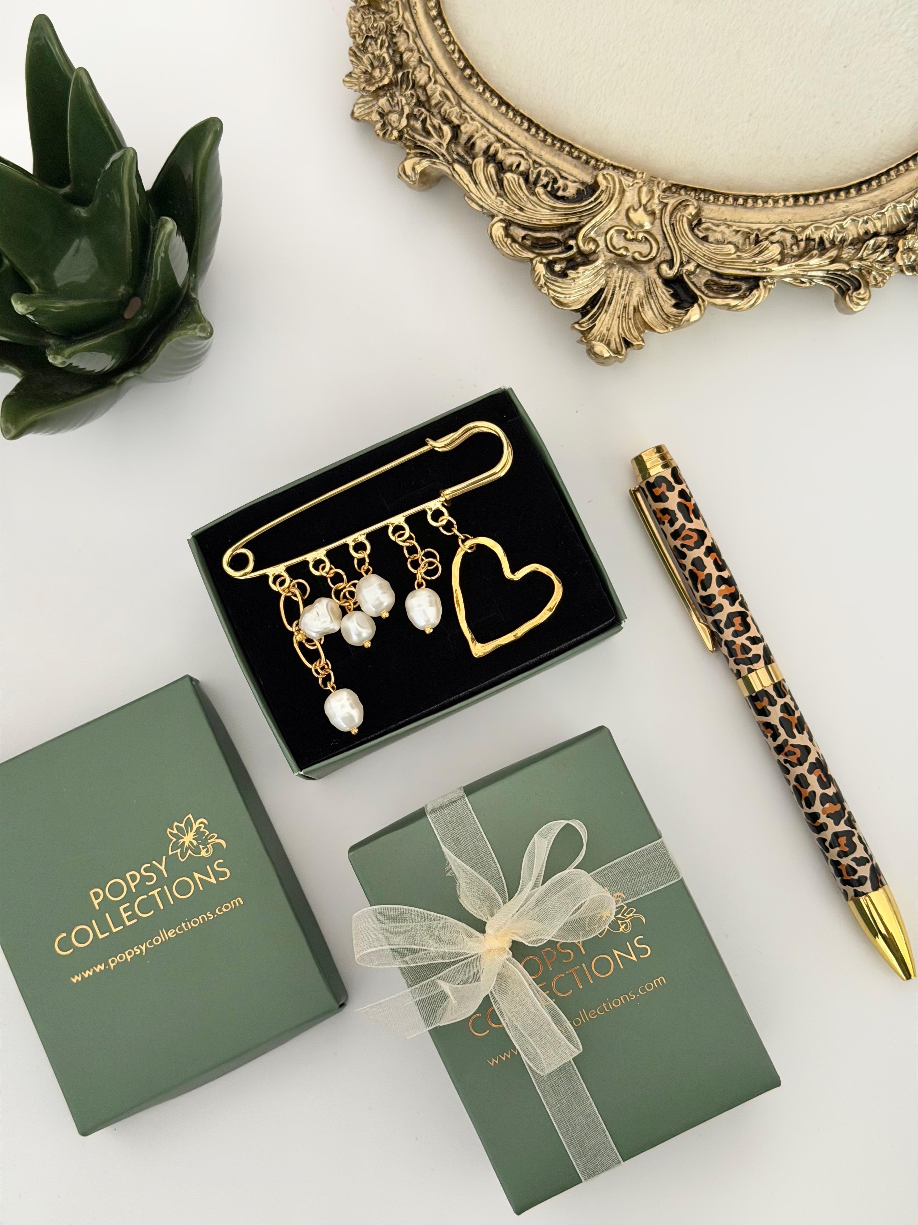 Akrilik İnci Charm Broş
