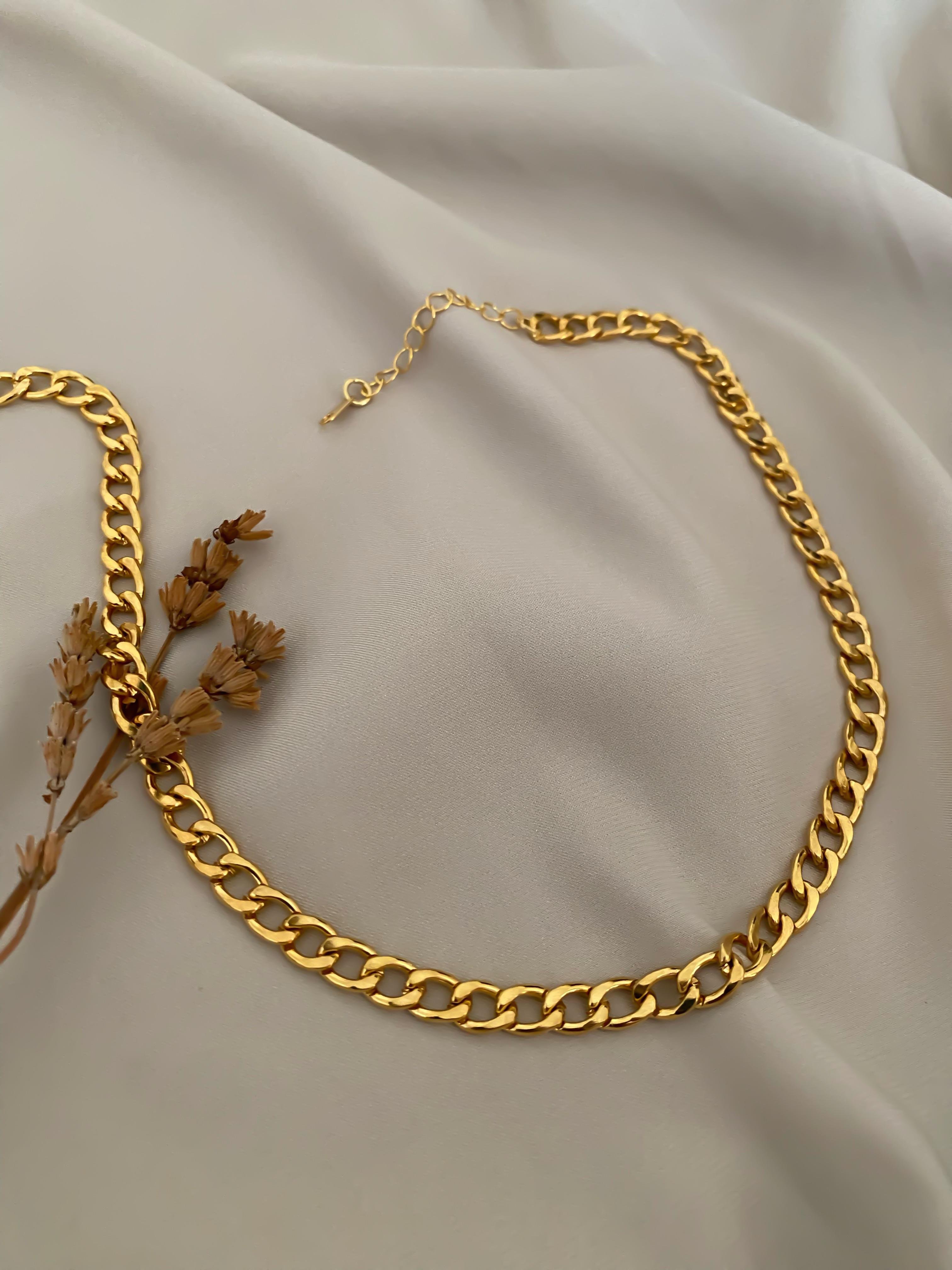 Basic Zincir Choker