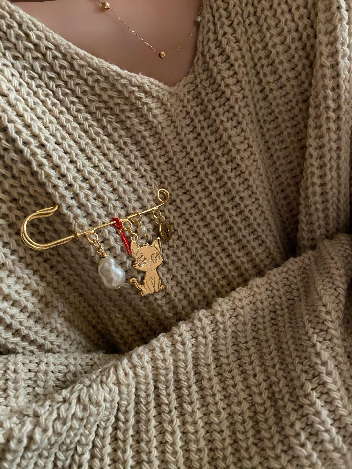 Cute Cat Charm Broş