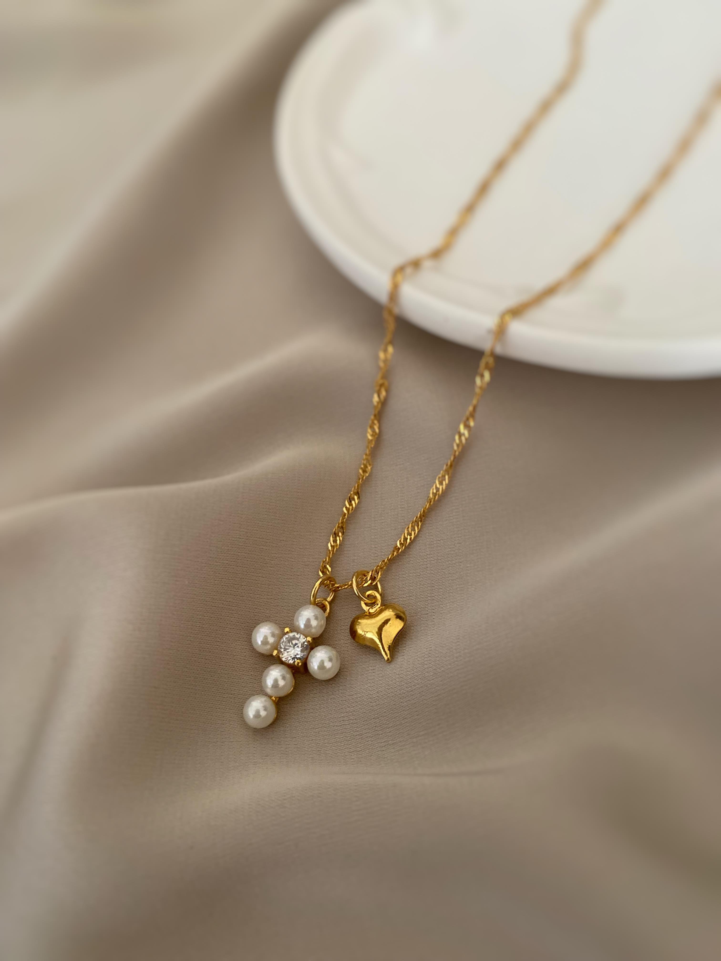 İncili İstiridye Charm Kolye