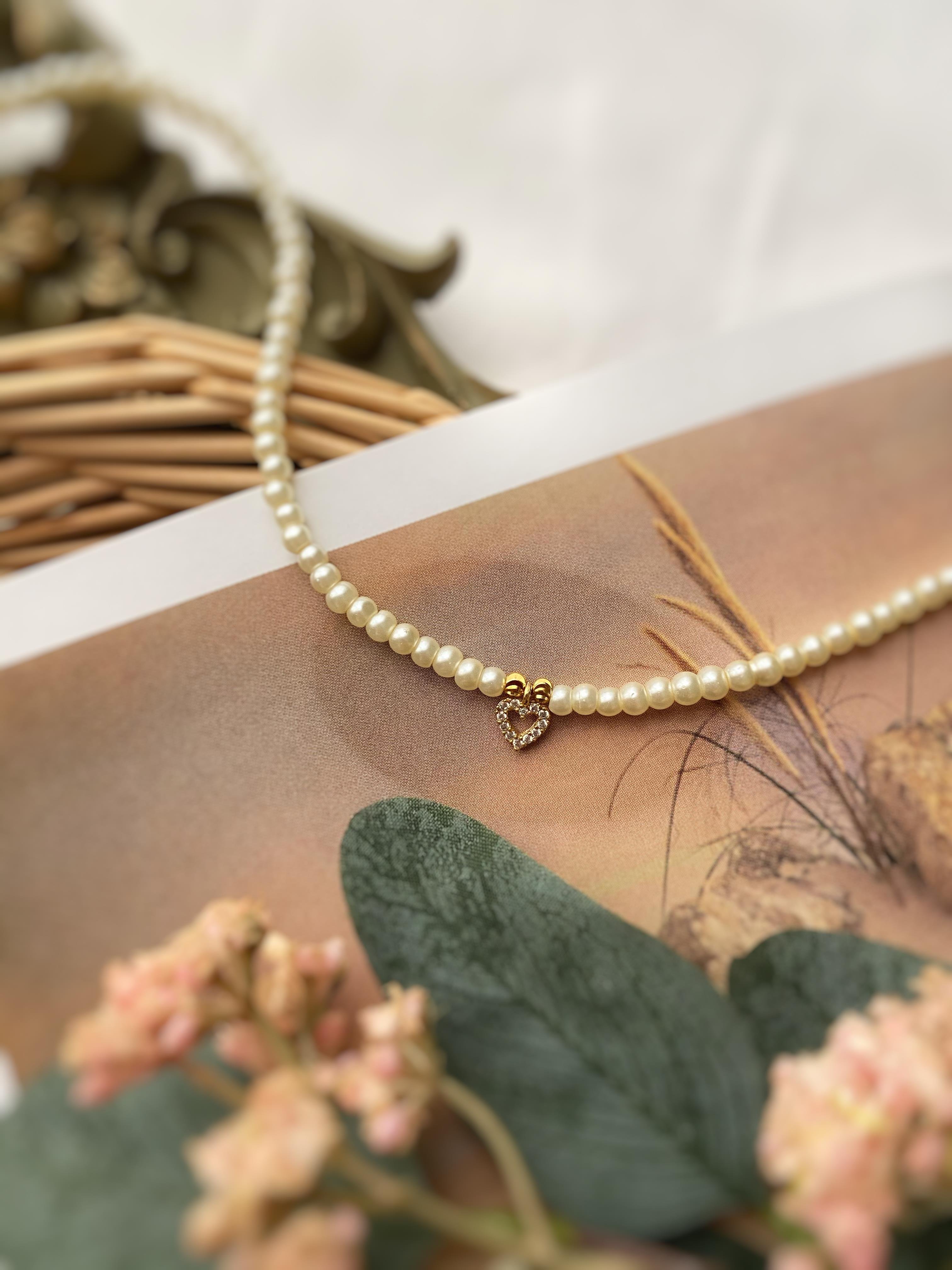 Kalp Choker