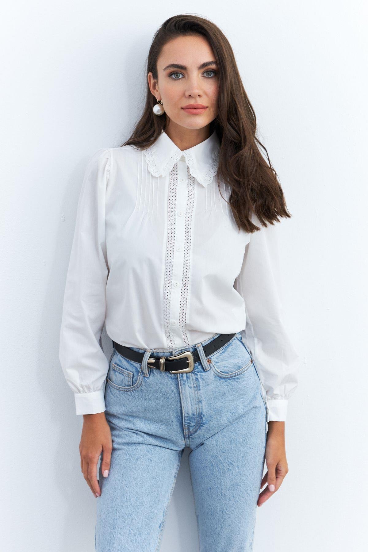 Kadın Beyaz Dantelli Balon Kol Gömlek MQS2492