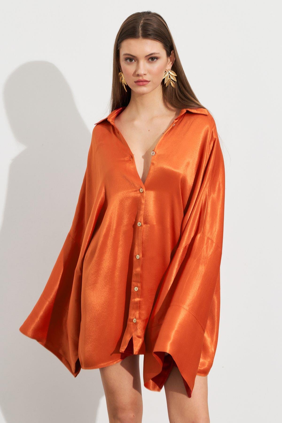 Kadın Siyah Oversize Gömlek ROP106