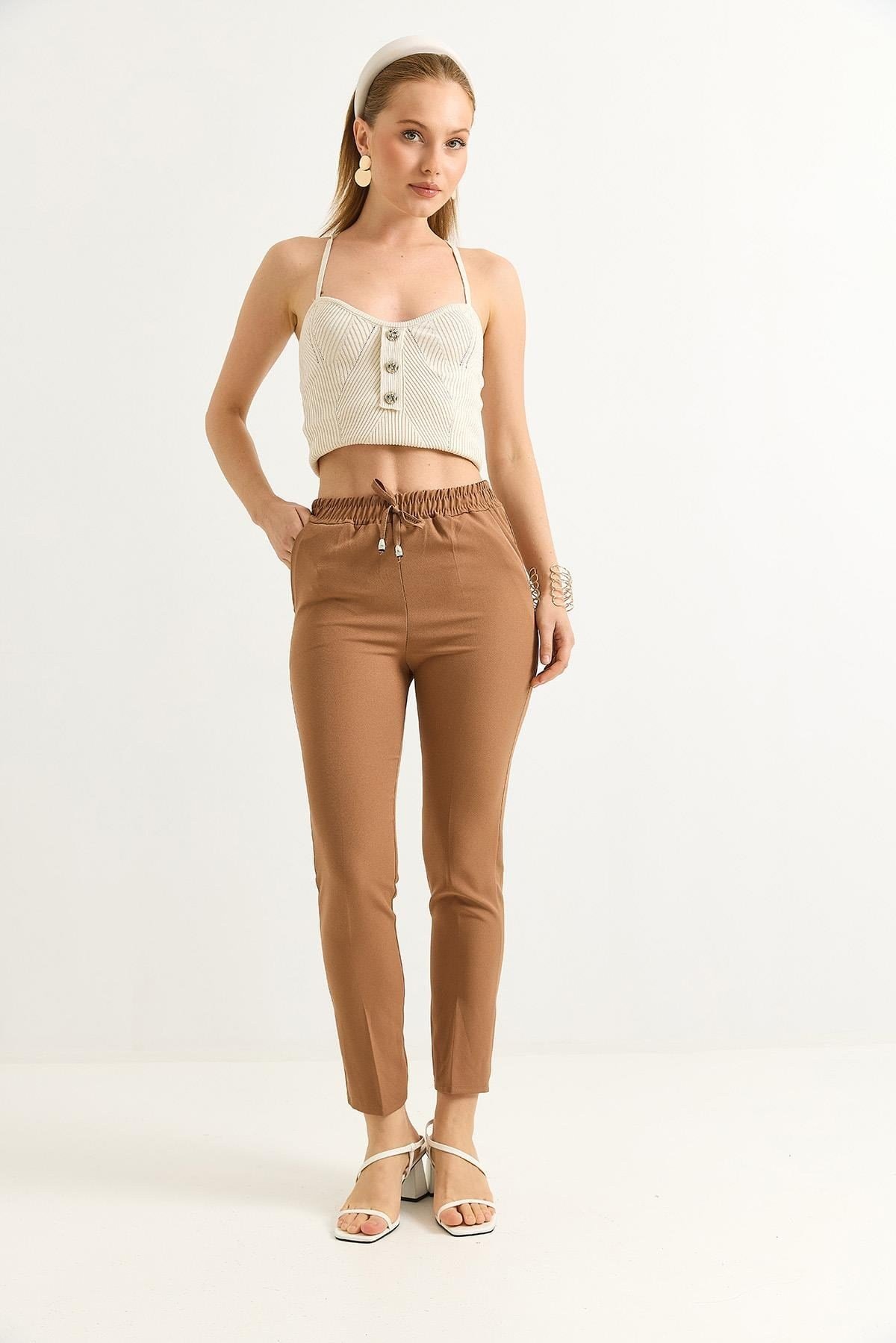 Camel Beli Lastikli Krep Pantolon