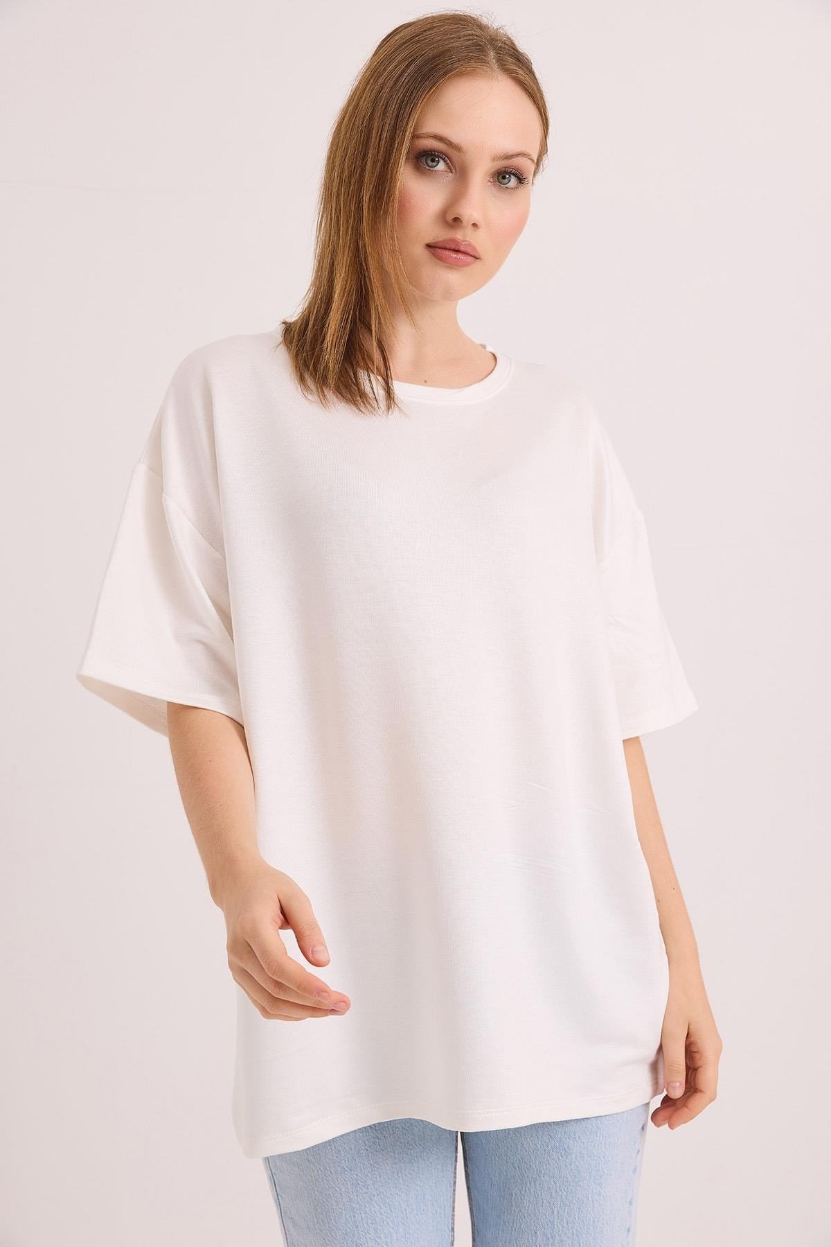 Ekru Oversize Pamuklu Tişört