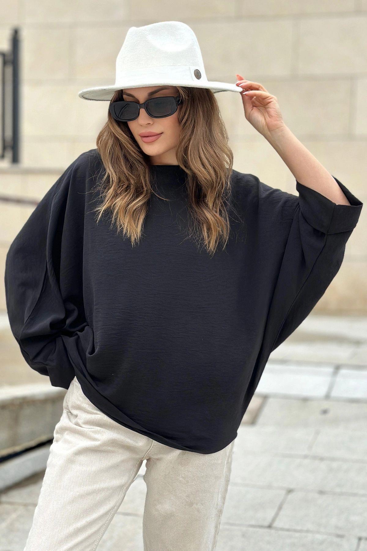 Siyah Airobin Oversize Bluz