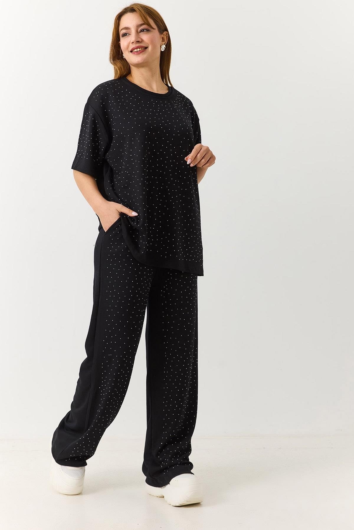 Siyah Taş Detaylı Oversize Takım