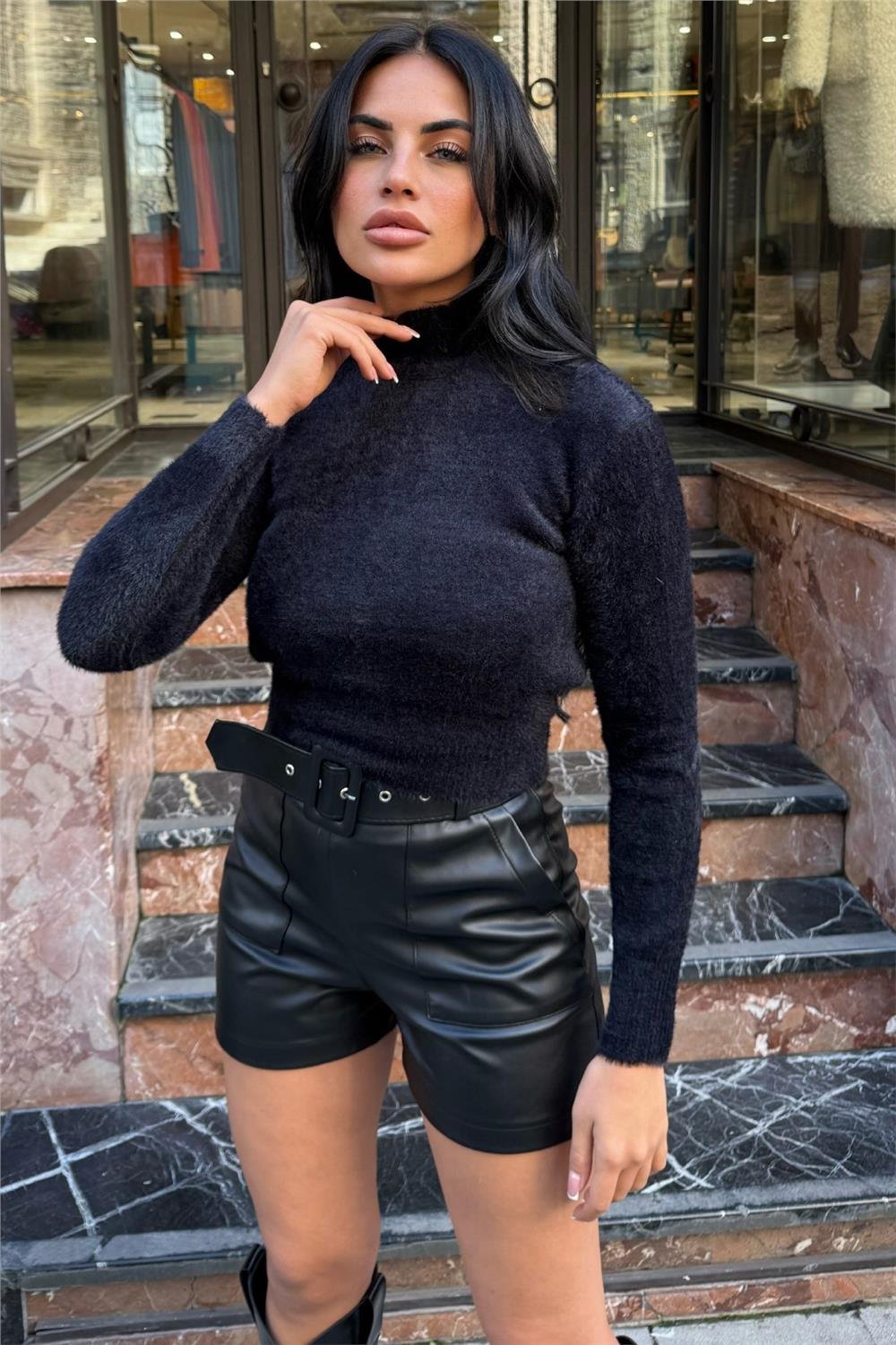 SIYAH TRIKO KAZAK