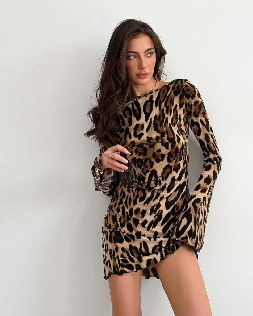 Kadın Uzun Kollu Sırtı Açık Bağlamalı Leopar Desenli Kısa Dalgıç Elbise