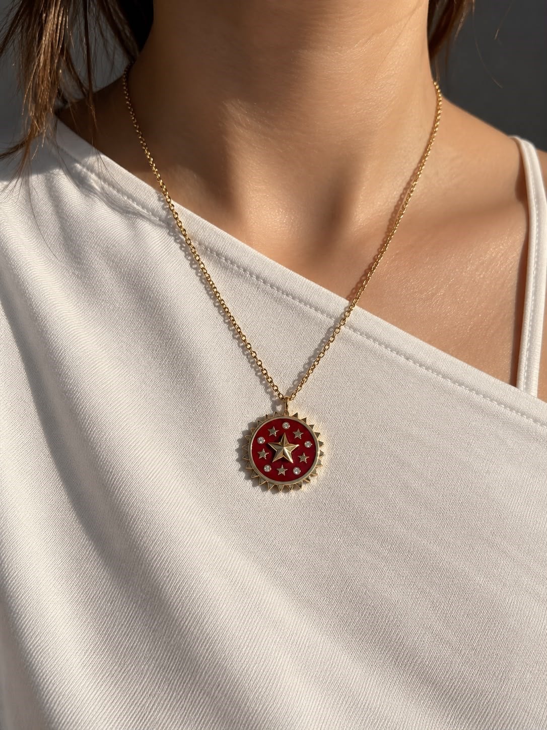 Ruby Star Kolye