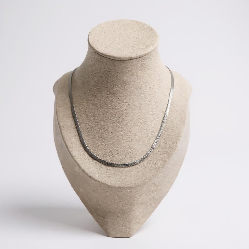 Çelik Silver 45 cm İtalyan Orta Boy Zincir