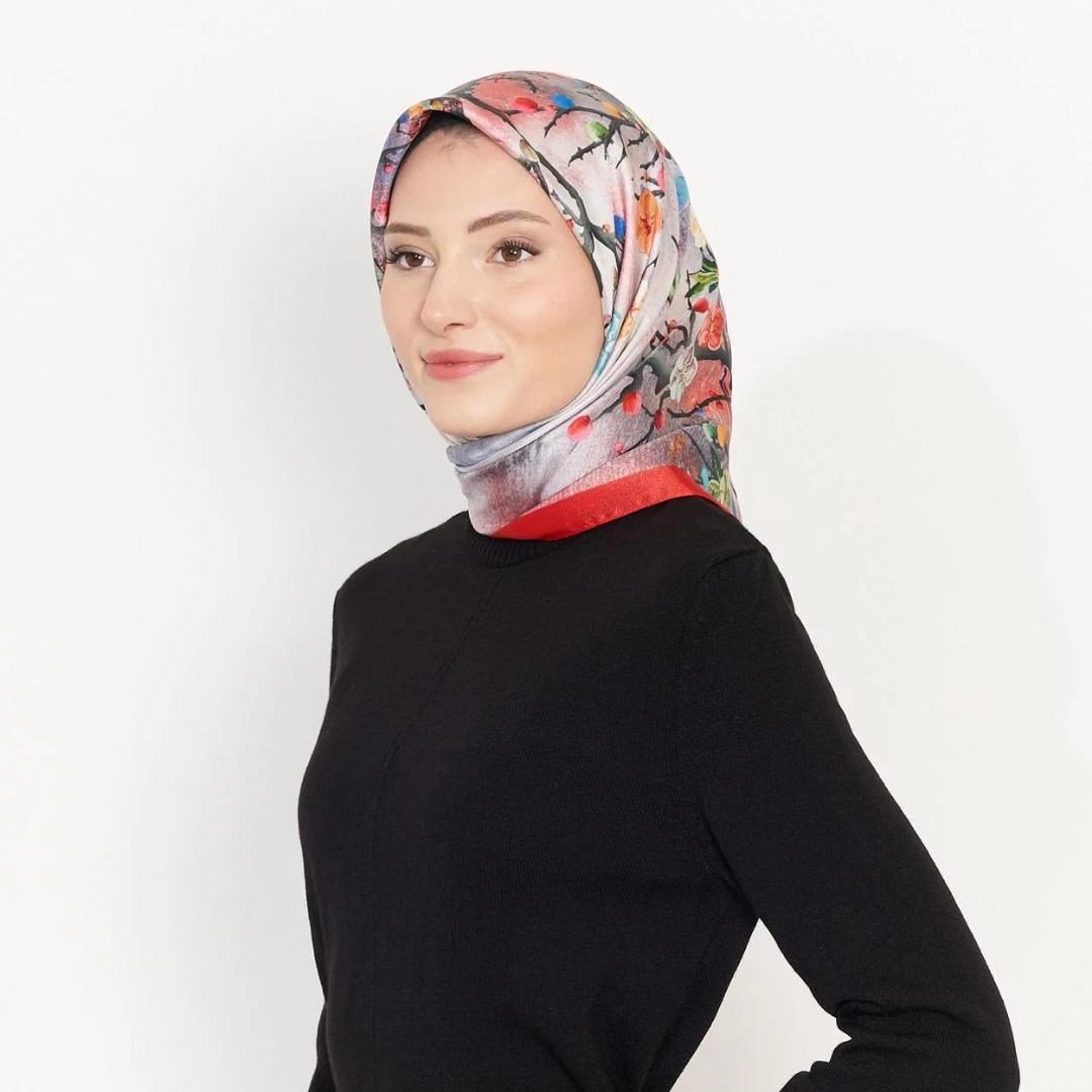 PİCASSO KRİSTAL EŞARP 