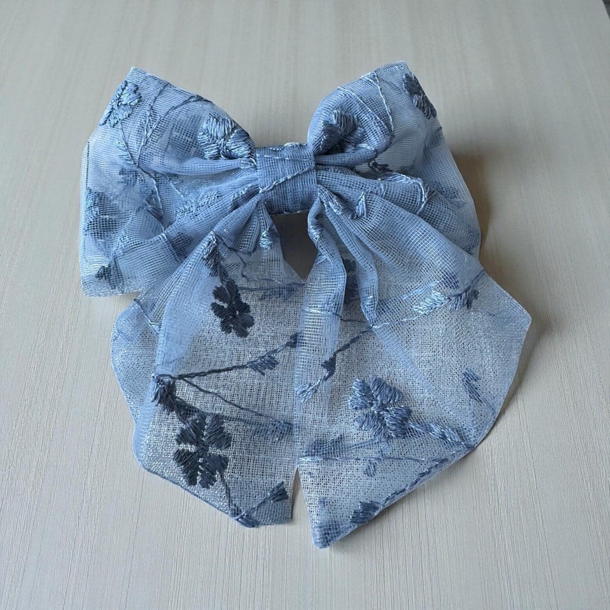 Mavi Renkli Güpürlü kuyruklu Model klipsli toka en:15 Boy:17 cm