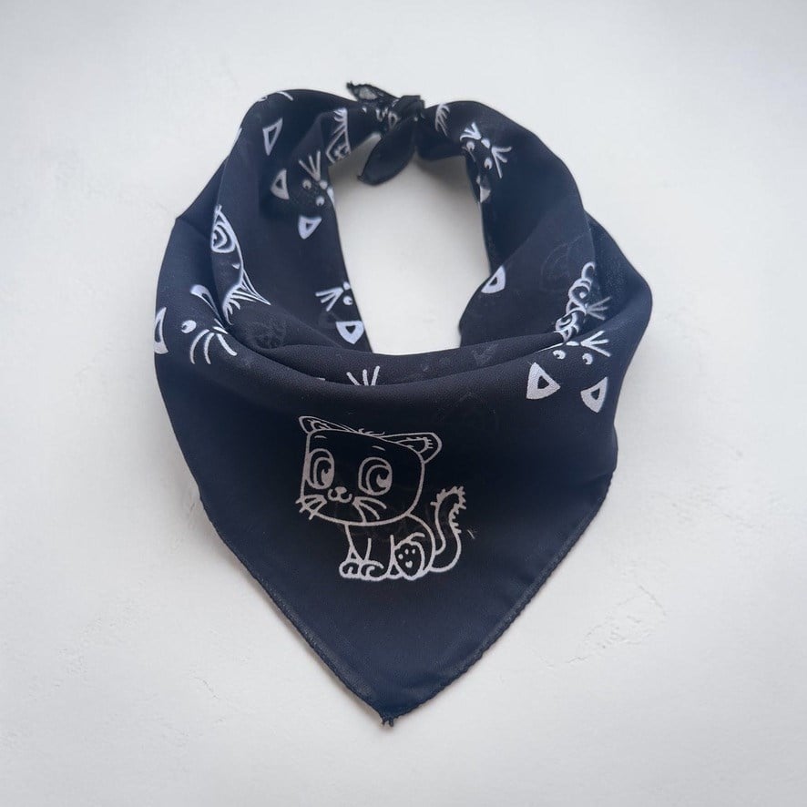 Siyah Renk Kedi Figürlü %100 Koton Bandana